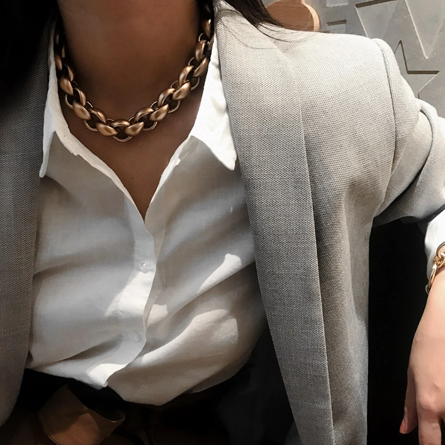 Pretty Please Chain Link Gold Necklace - Image 2