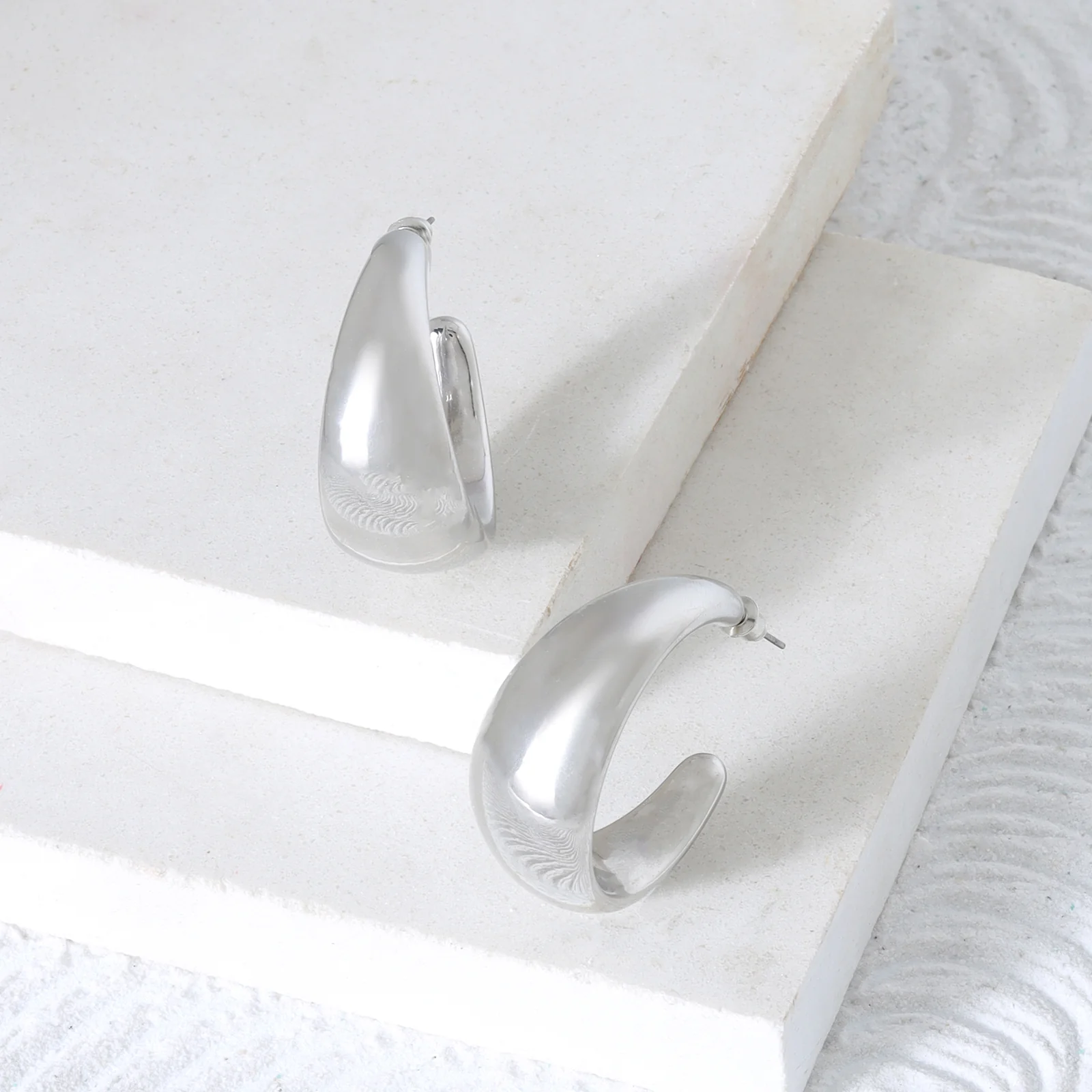 Quintina Silver Earrings - Image 2