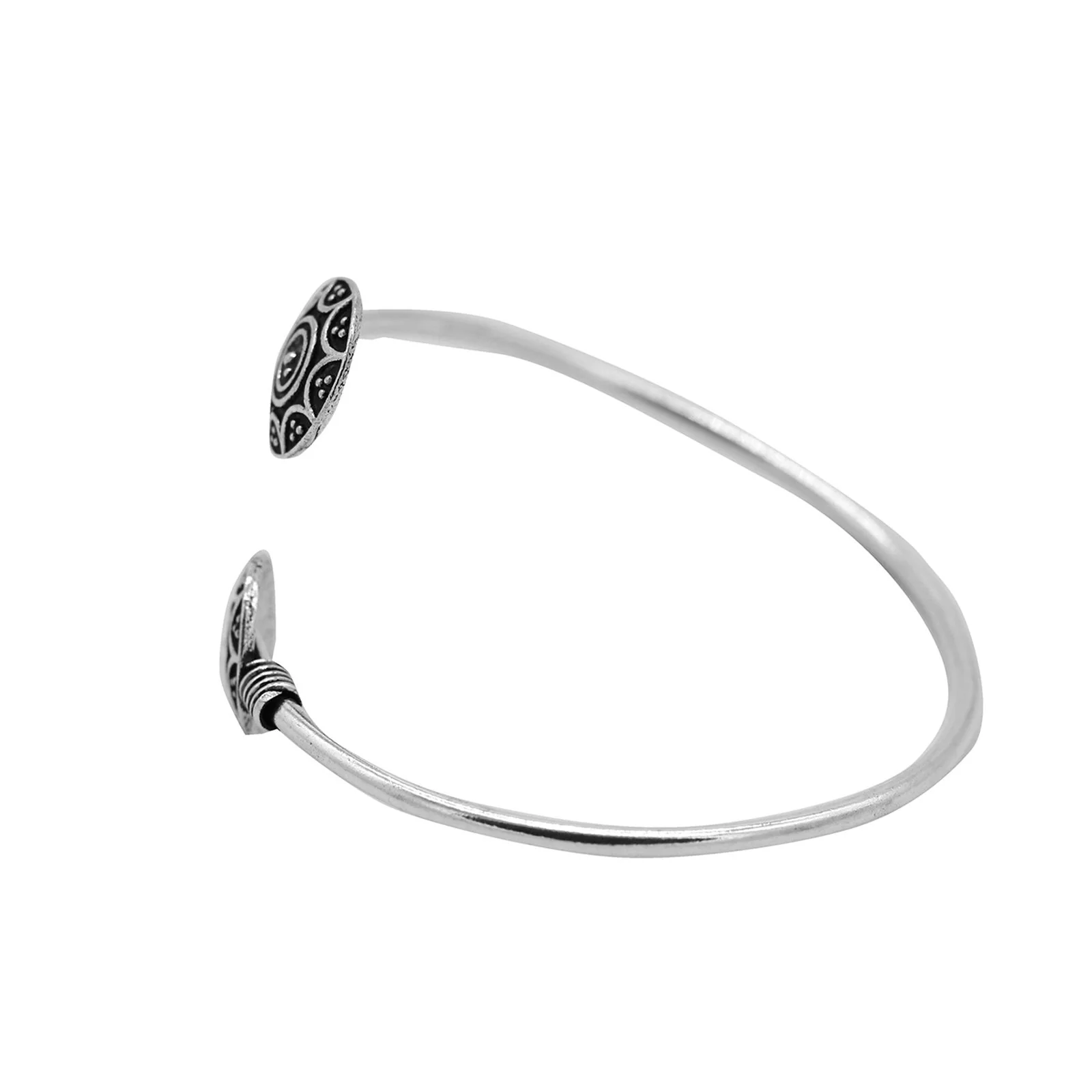 Rudra Circular Silver Oxidized Bracelet - Image 4