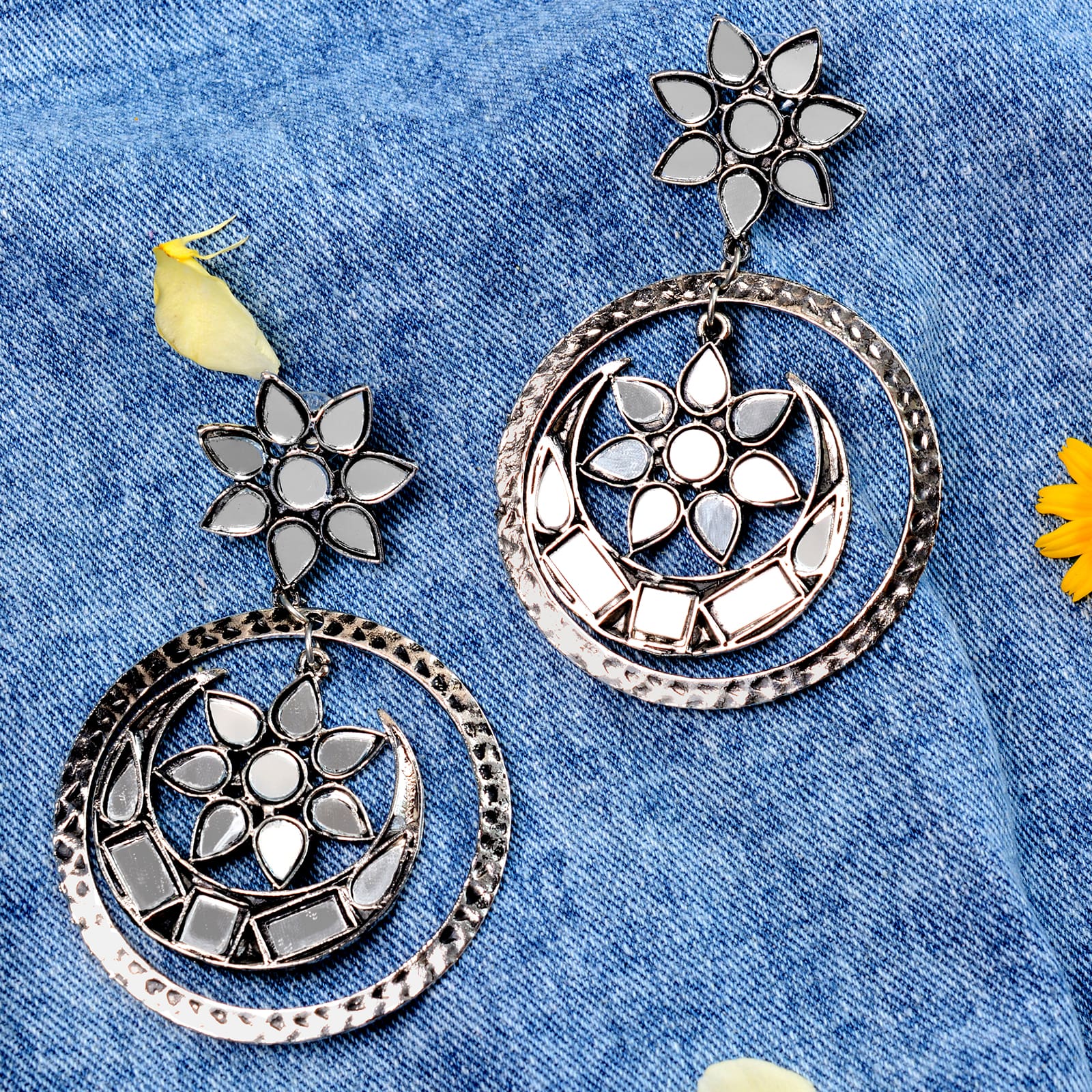 Samaya Silver Oxidized Mirror Earrings - Image 2