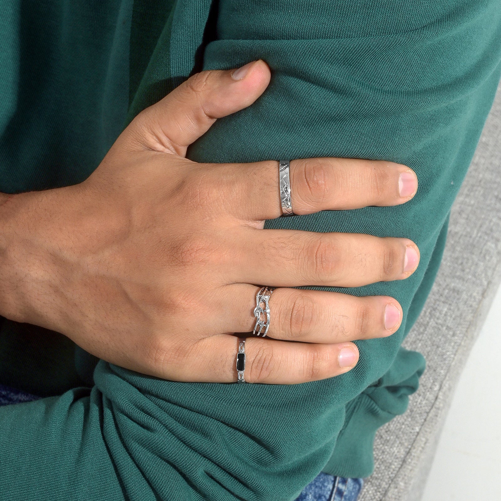 Simon Men's Silver And Black Rings - Image 2