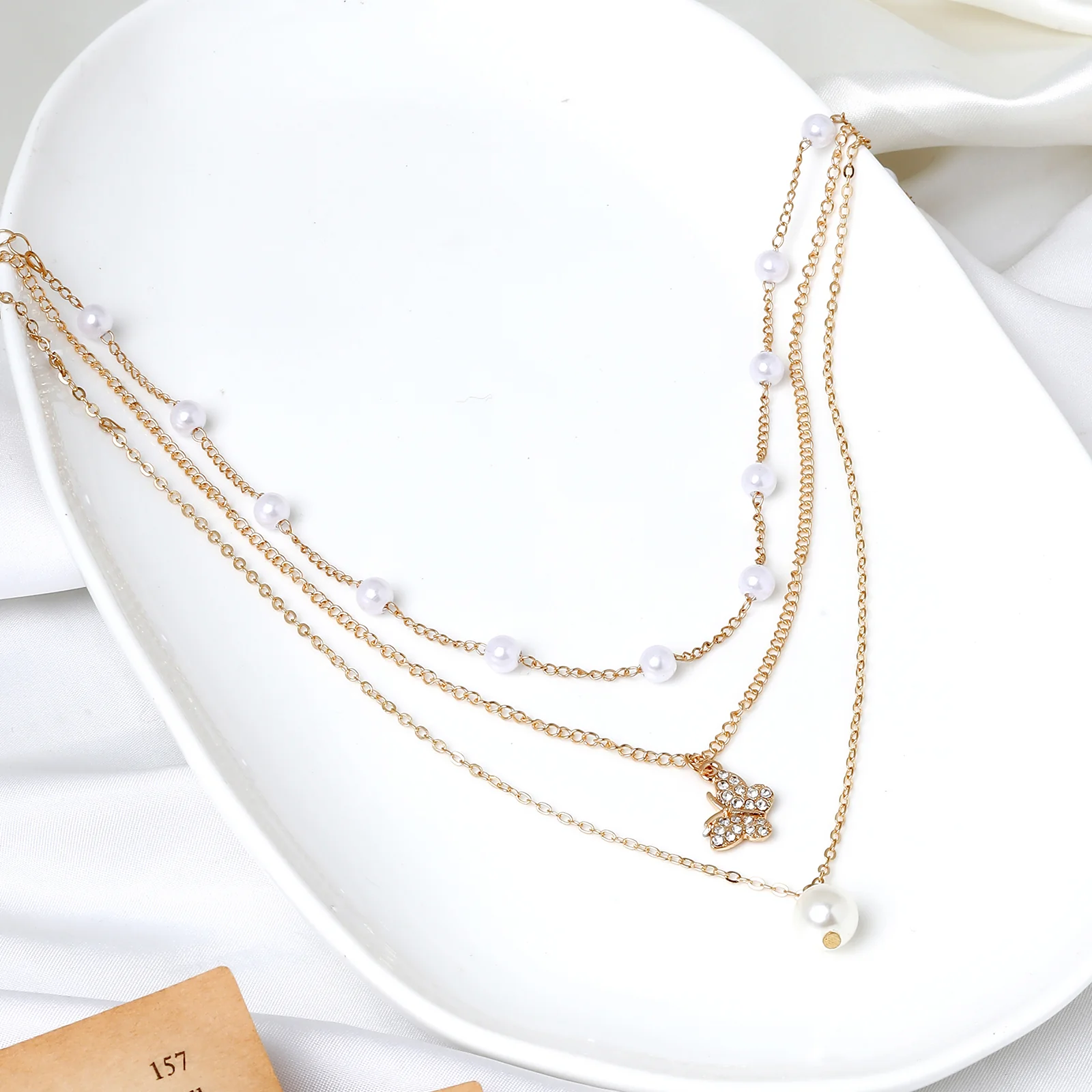 Sirena Pearl Gold Necklace - Image 2
