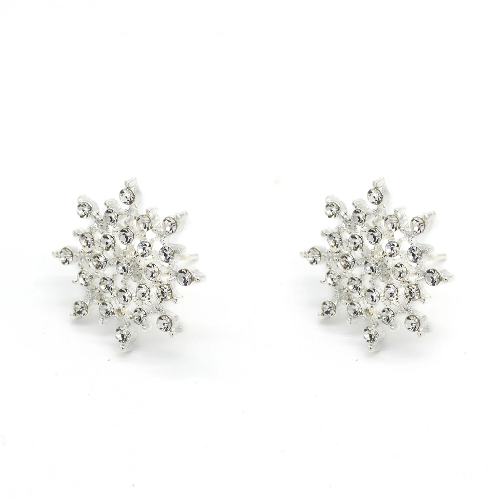 Snow Flake Silver Stud Earrings - Image 4