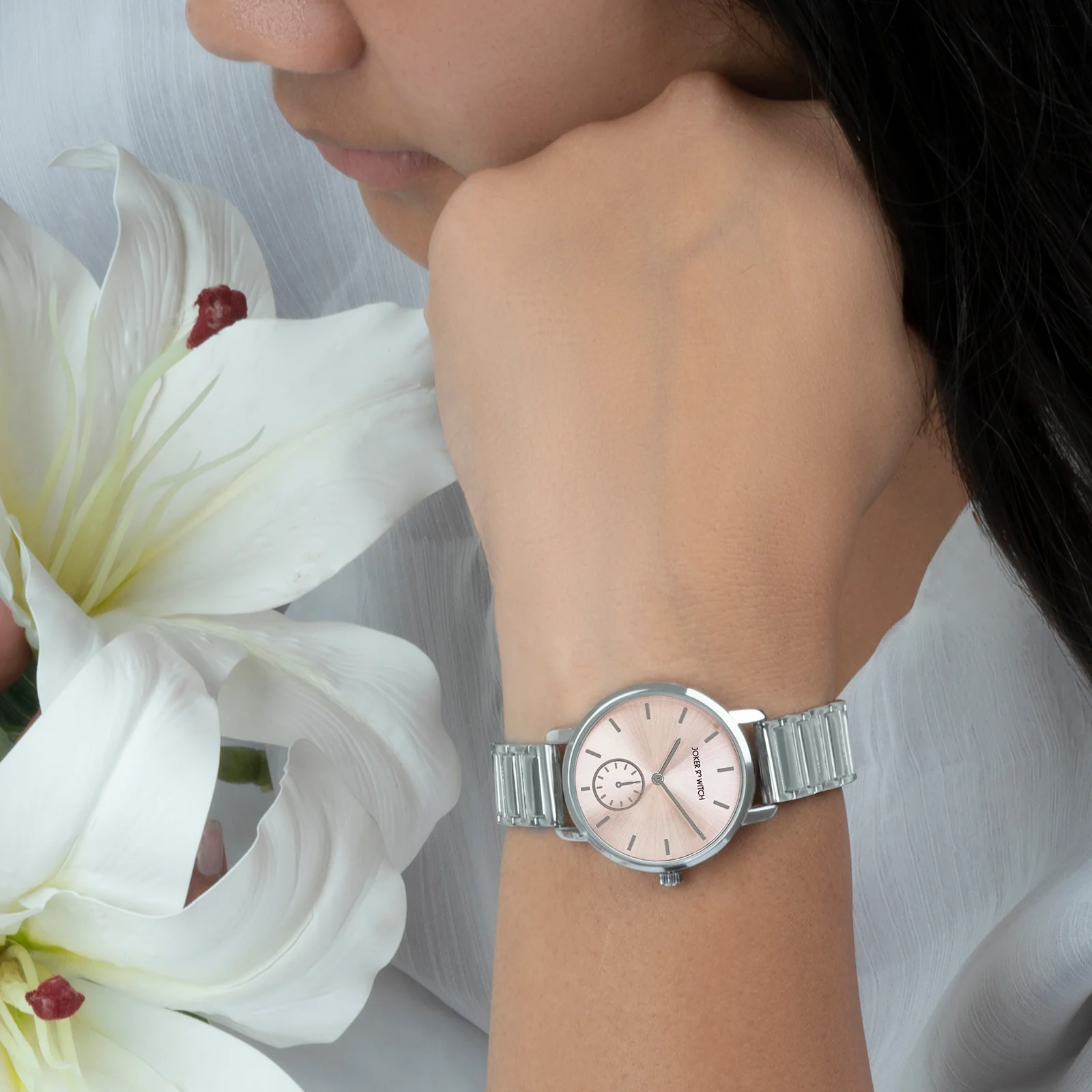 Taila Pink Medium Dial Silver Linked Chain Strap Women's Watch - Image 3