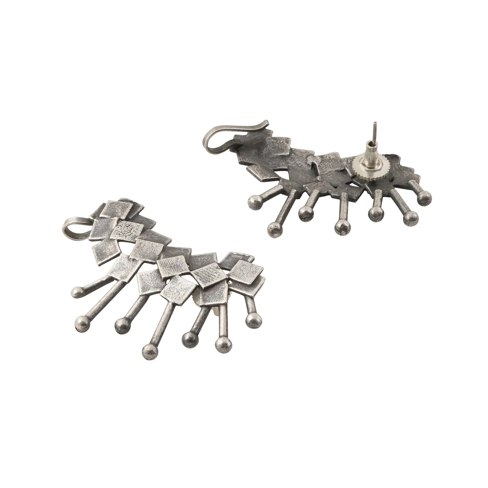 Teejh Aalaya Silver Oxidised Earcuff - Image 5