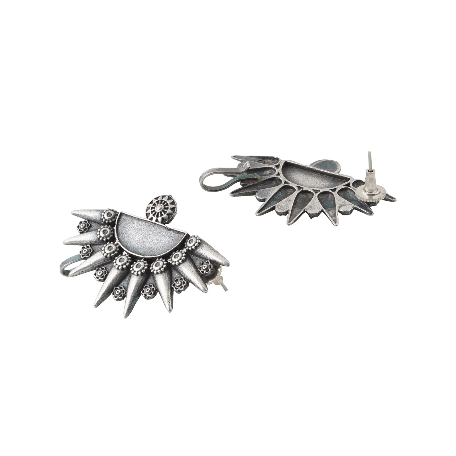 Teejh Aanika Silver Oxidised Earcuff - Image 5