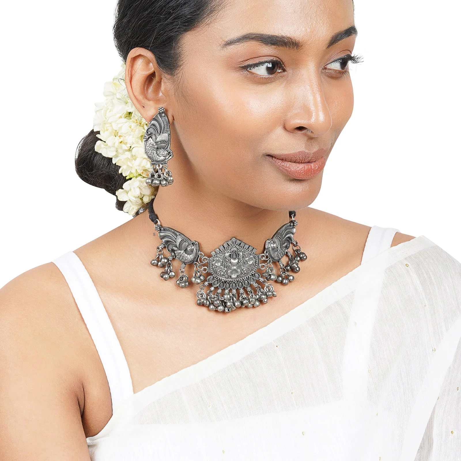 Teejh Aarthi Silver Oxidised Necklace Set - Image 2