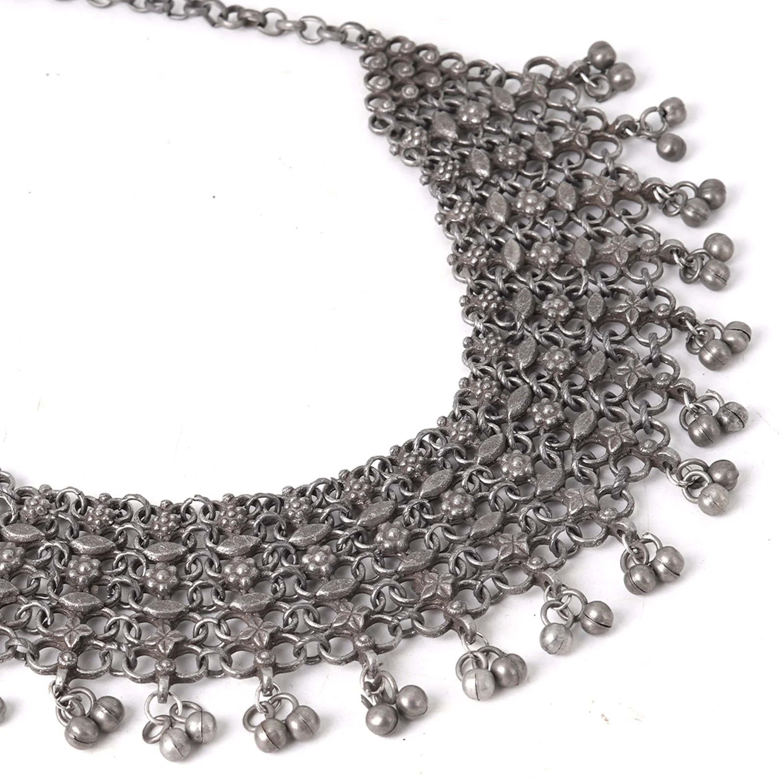 Teejh Alvira Antique Silver Polish Necklace - Image 5