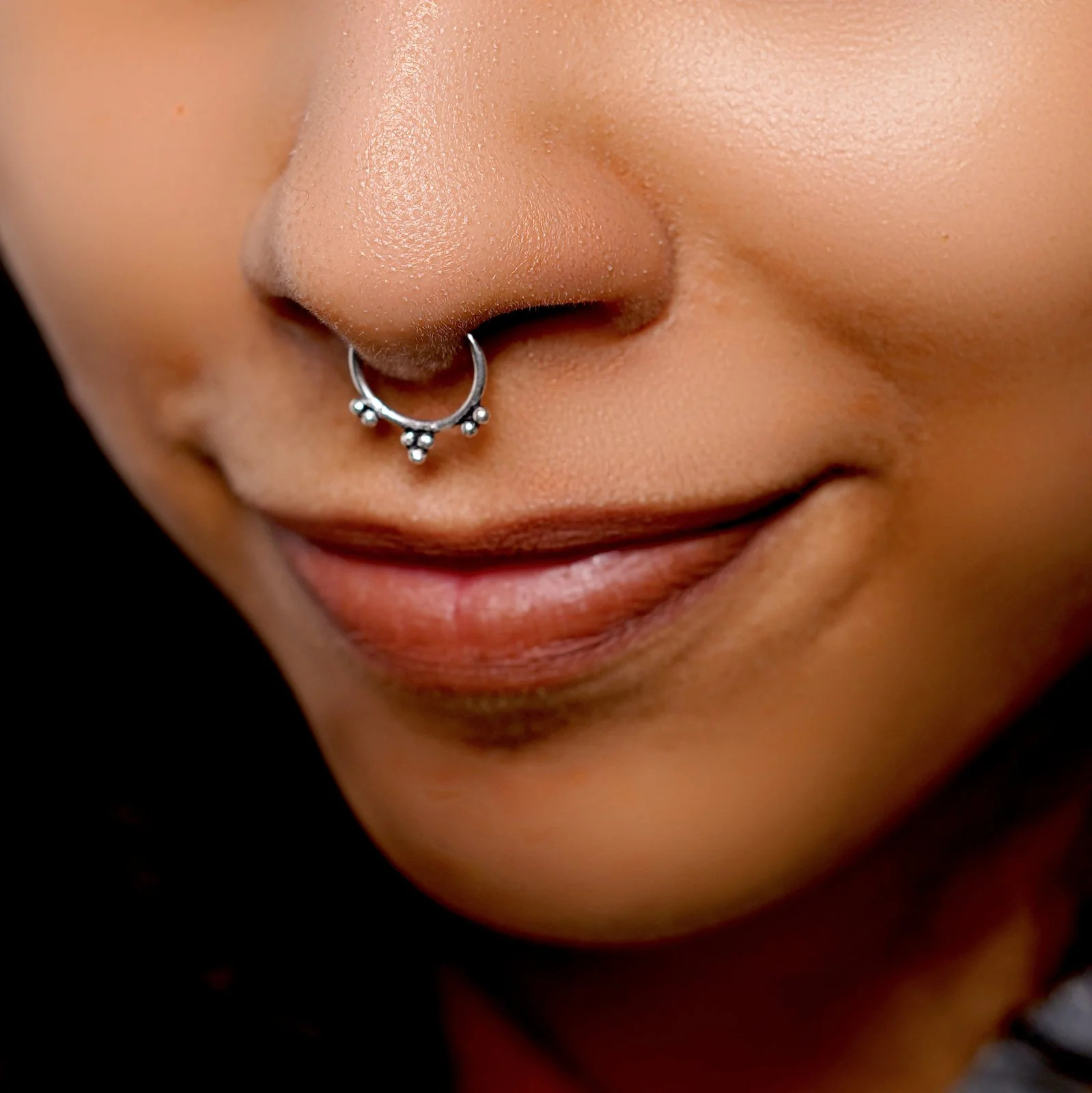 Ameya Silver Nose pin - Image 2