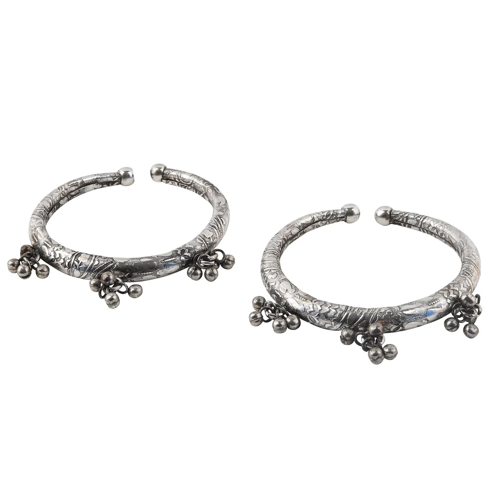 Teejh Asma Silver Oxidised Bracelet - Image 3