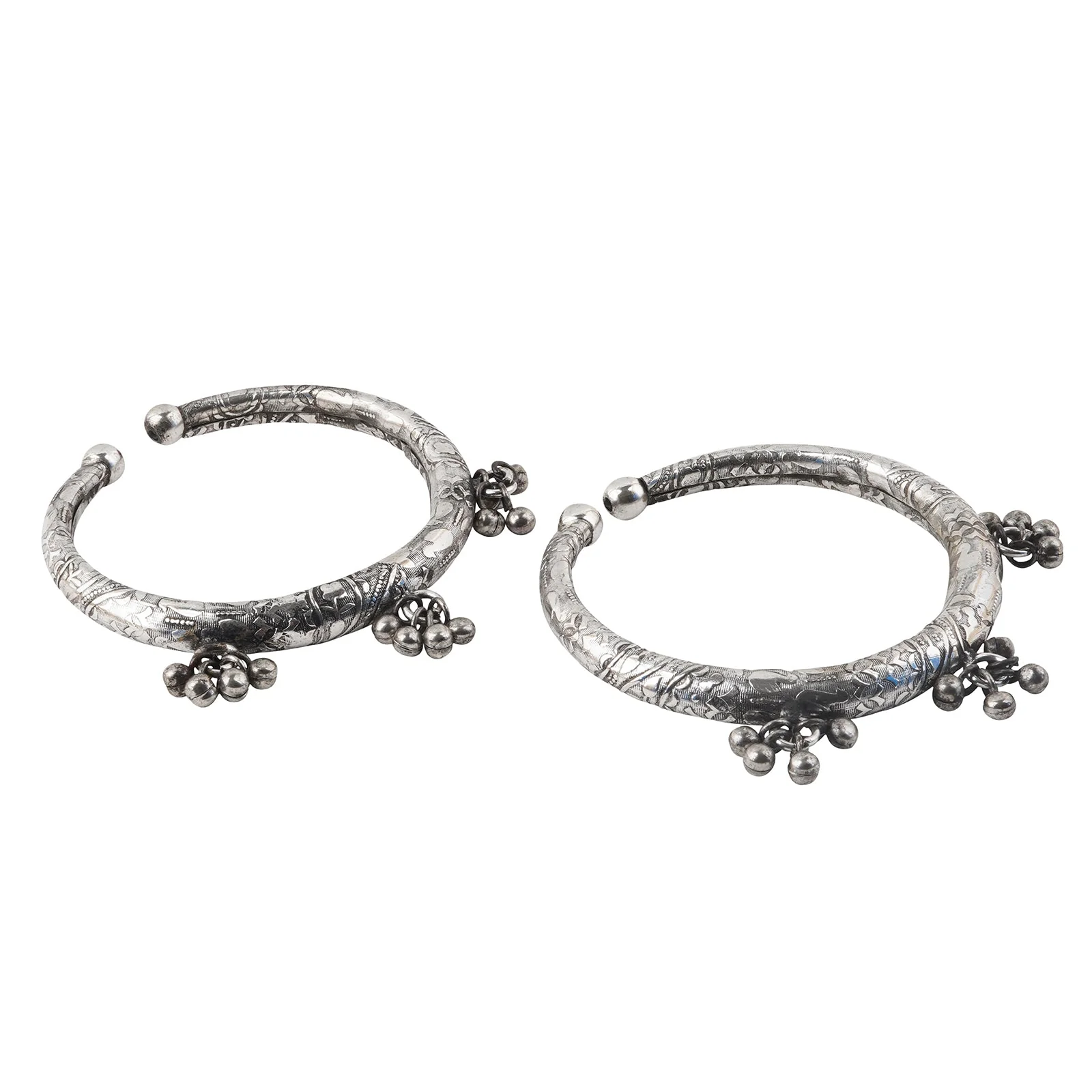 Teejh Asma Silver Oxidised Bracelet - Image 5