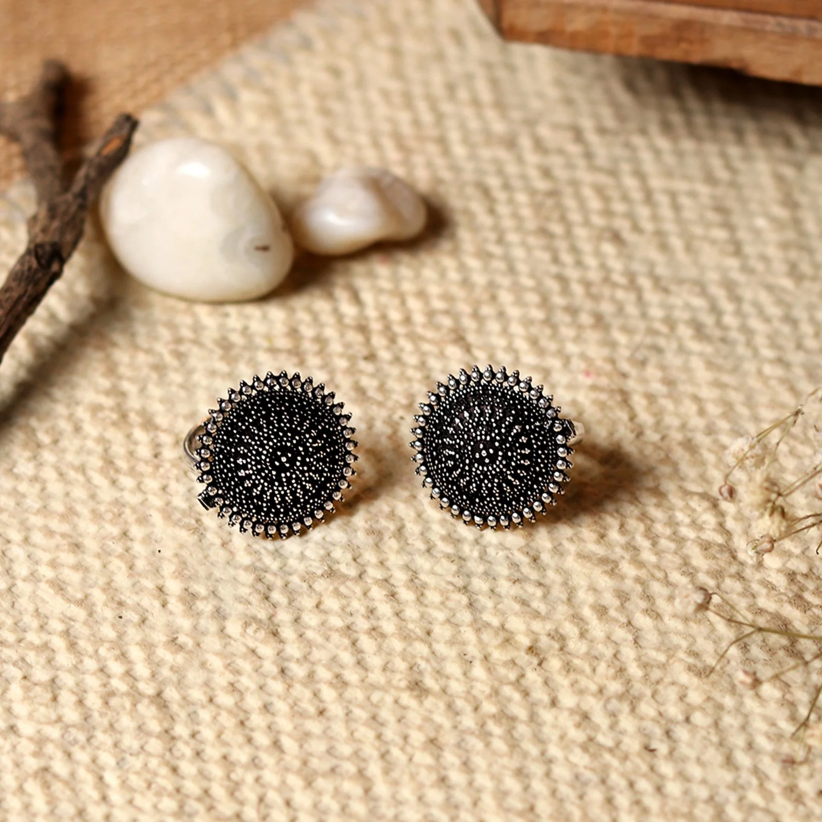 Teejh Darshita Silver Oxidised Toe Rings - Image 2