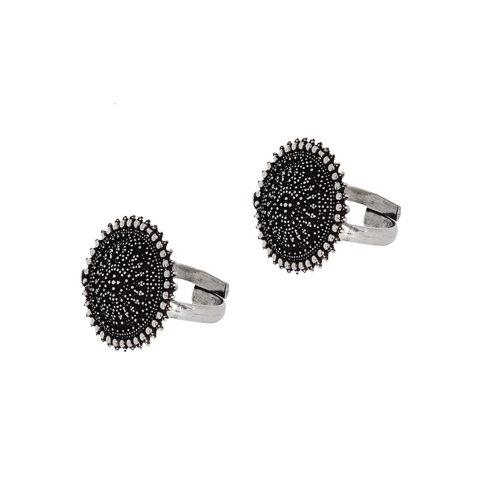 Teejh Darshita Silver Oxidised Toe Rings - Image 4