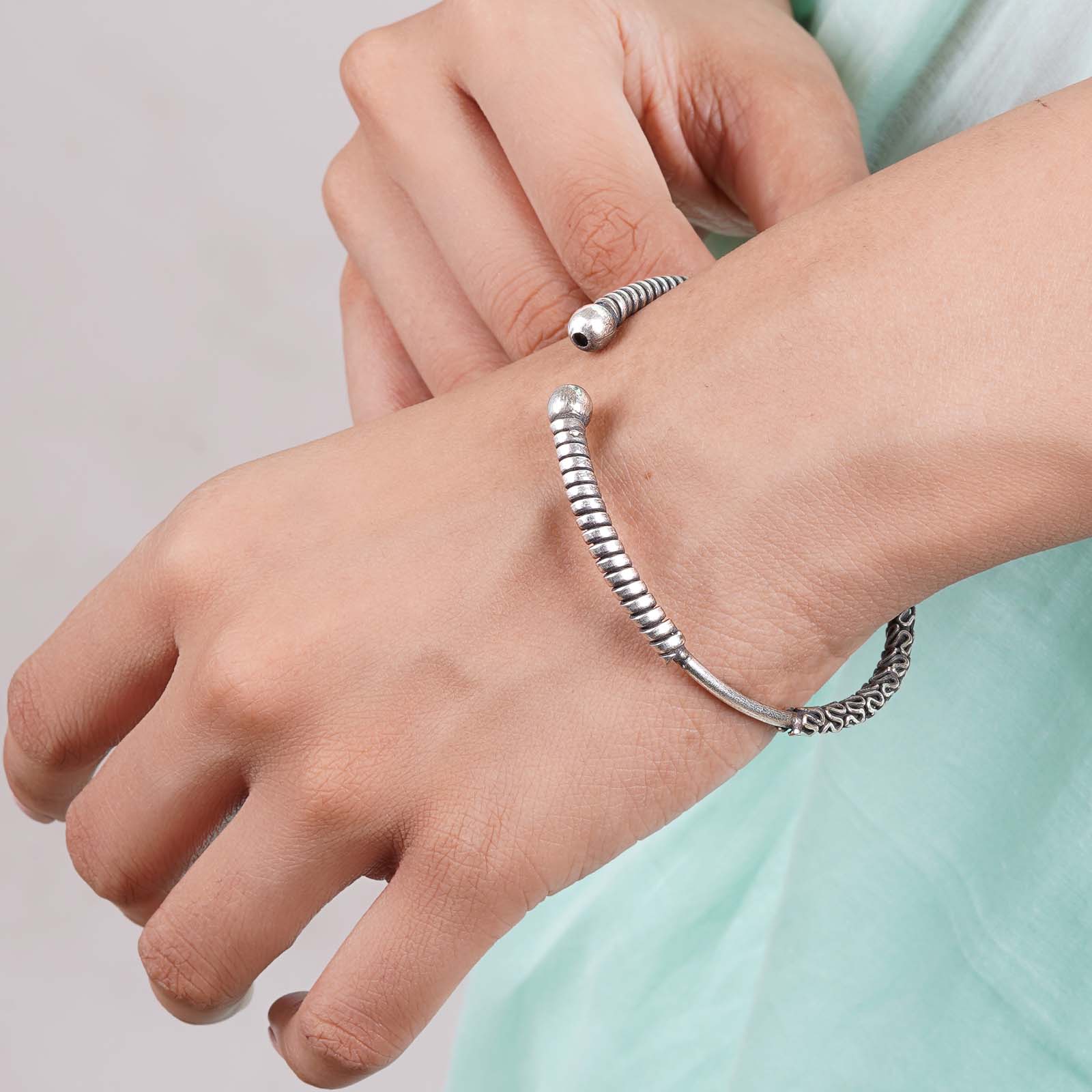 Teejh Dyuthi Silver Oxidised Bracelet - Image 2