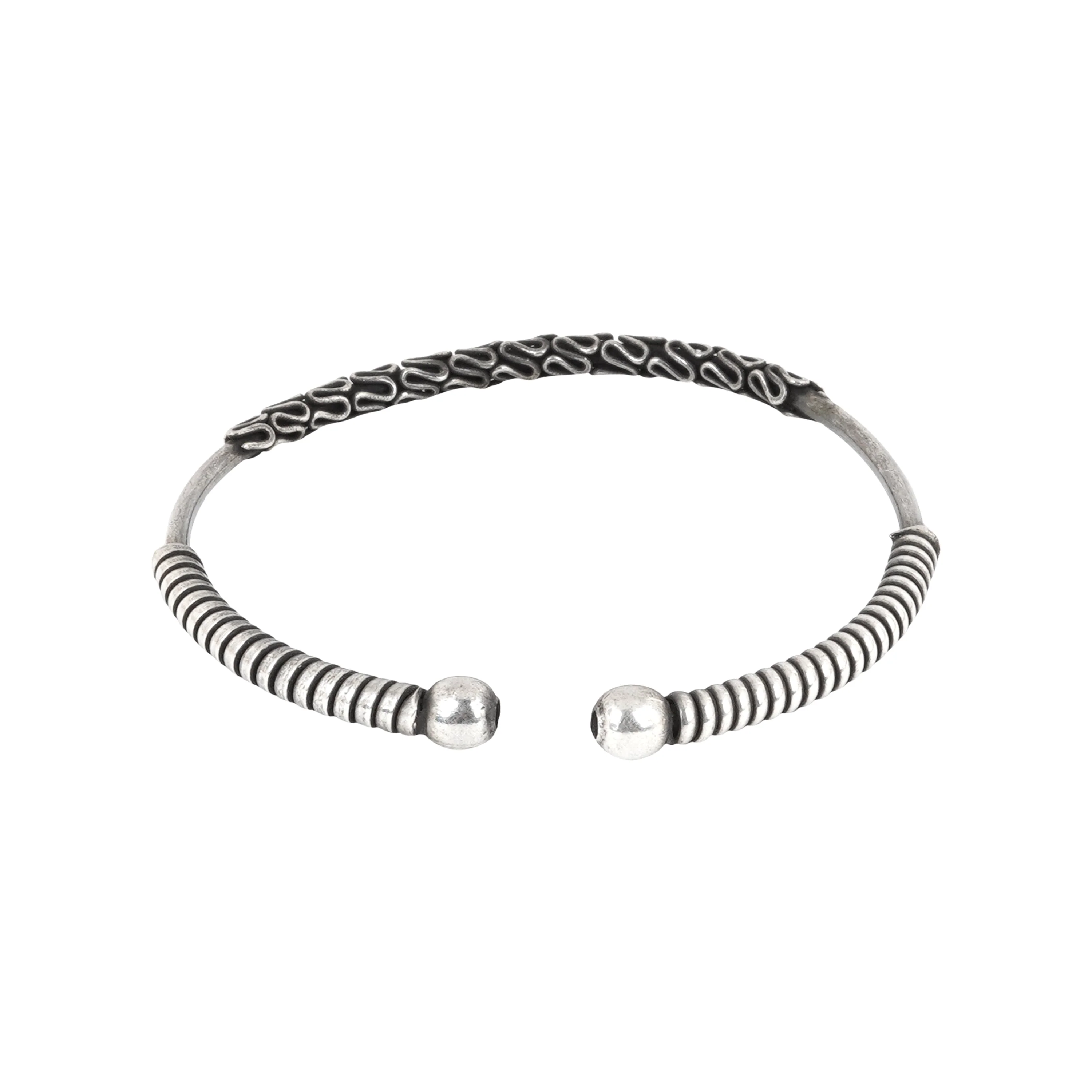 Teejh Dyuthi Silver Oxidised Bracelet - Image 4
