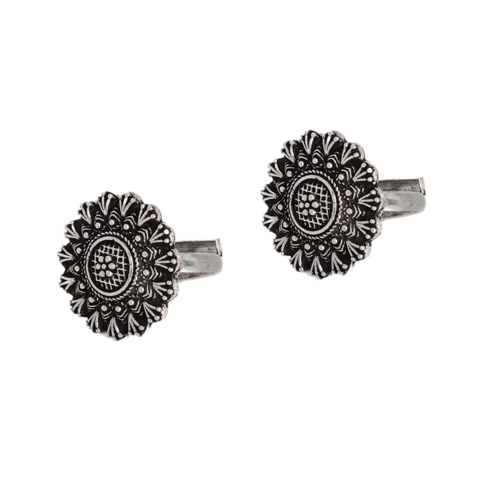 Teejh Edha Silver Oxidised Toe Rings - Image 4