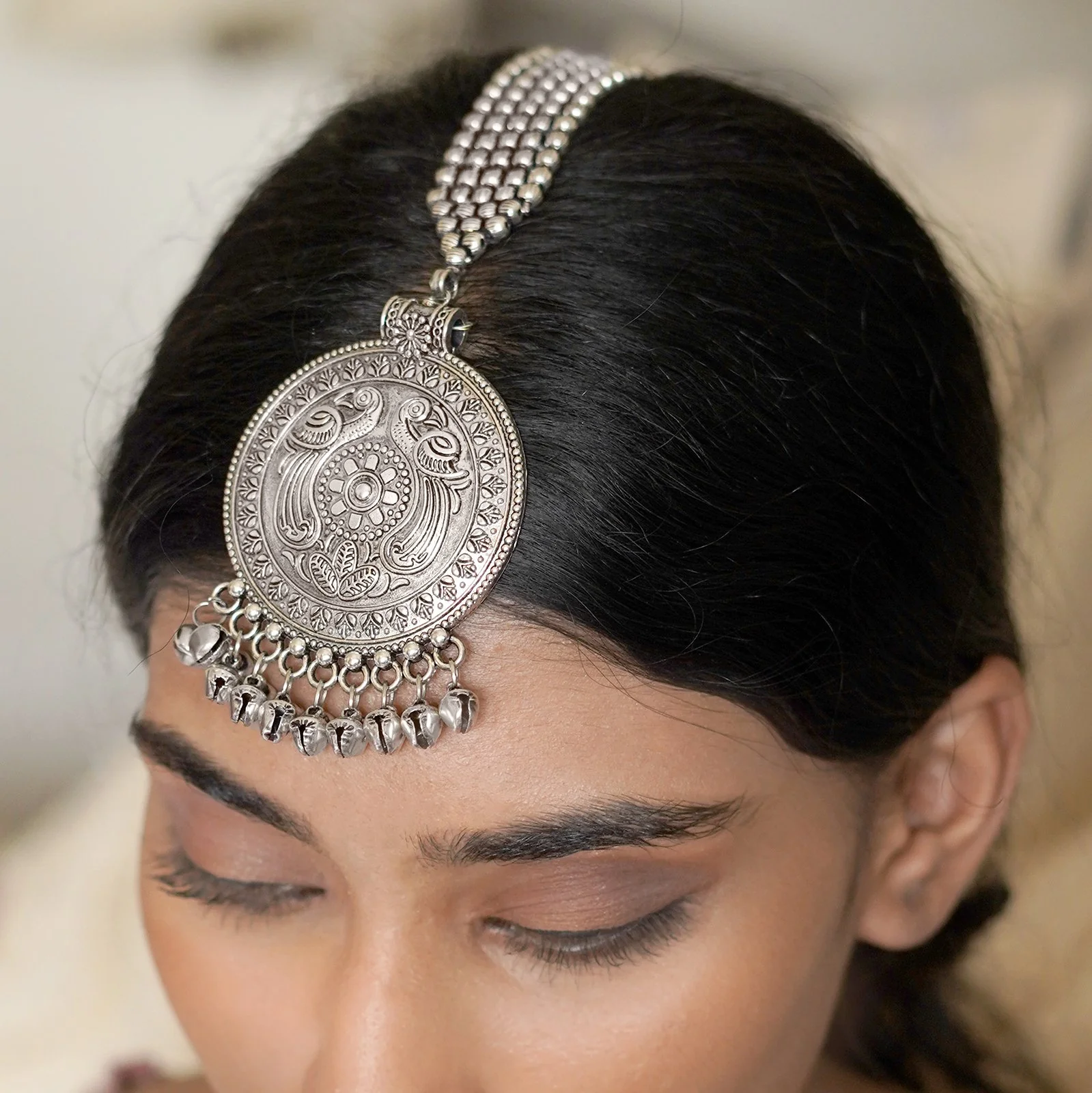 Teejh Eta Silver Oxidised Maang Tika - Image 2