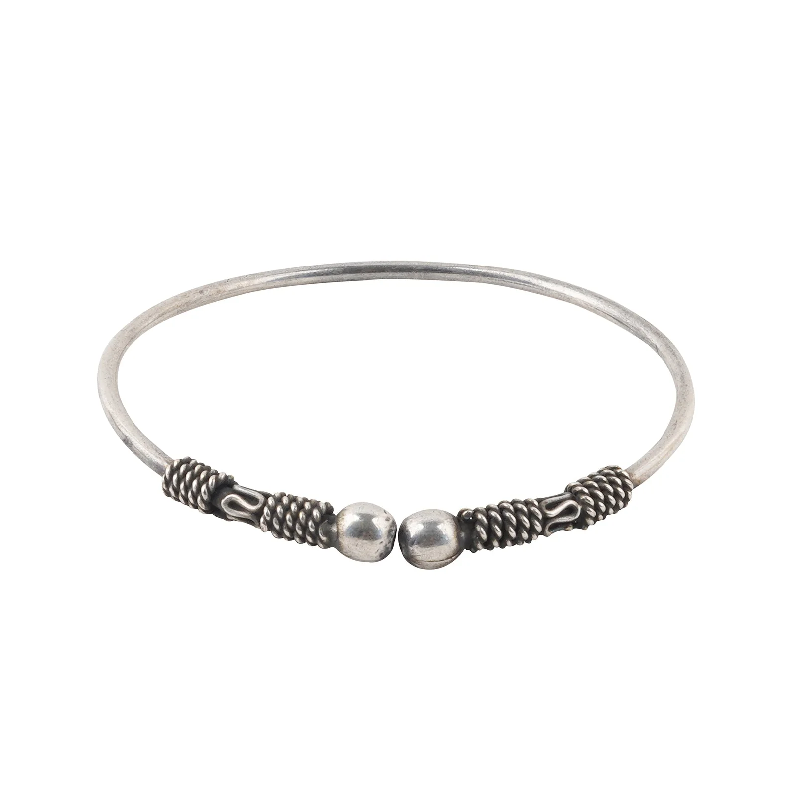 Teejh Gautami Silver Oxidised Bracelet - Image 3