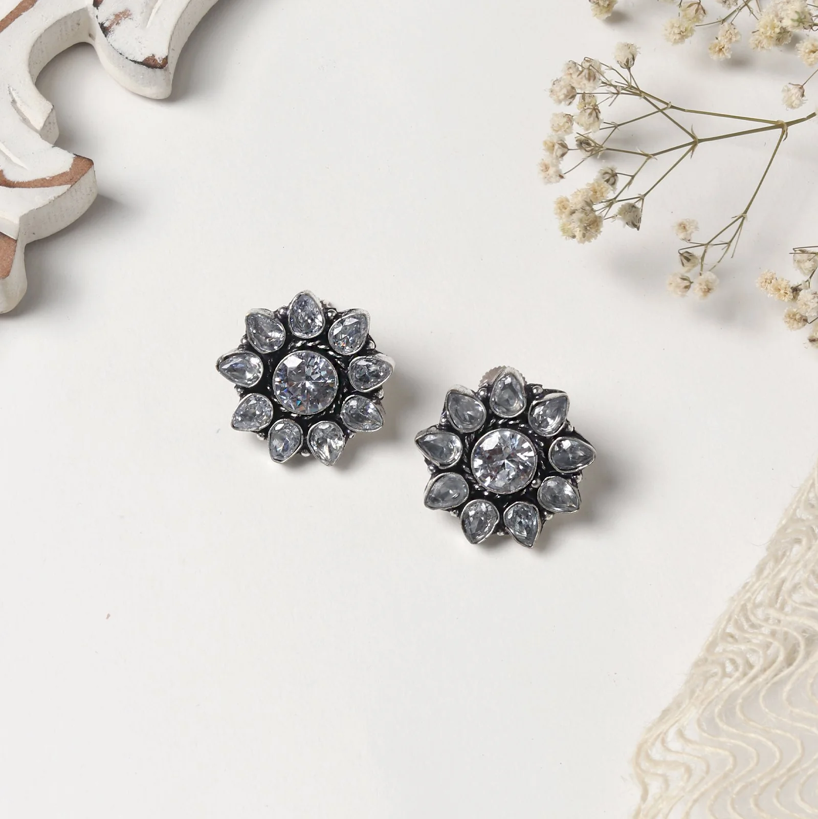 Teejh Hrida White Stone Silver Oxidised Stud Earrings - Image 2