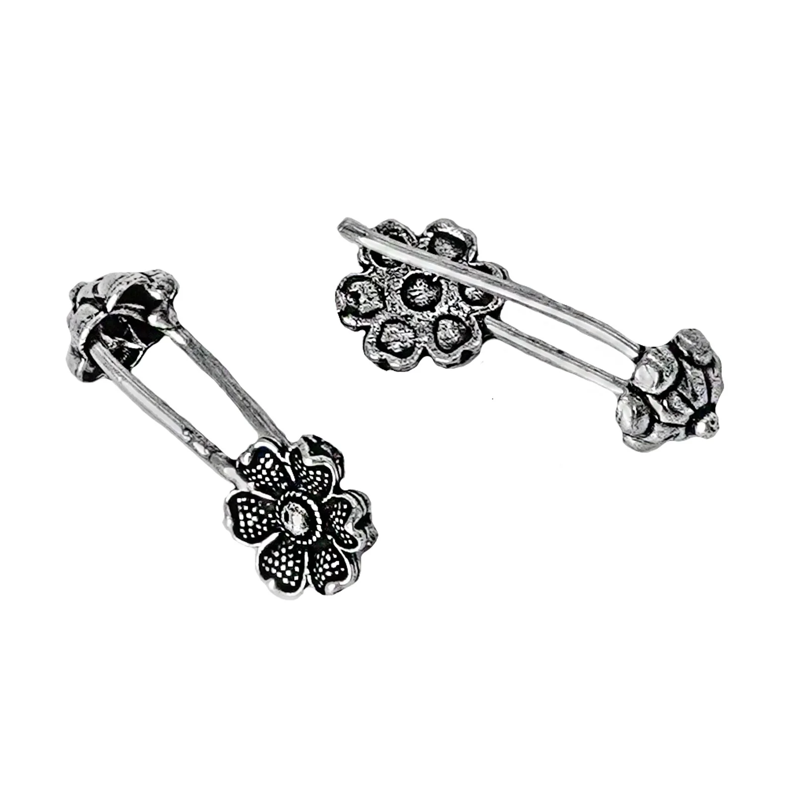 Teejh Januja Silver Oxidised Clip On Bugadi - Image 5