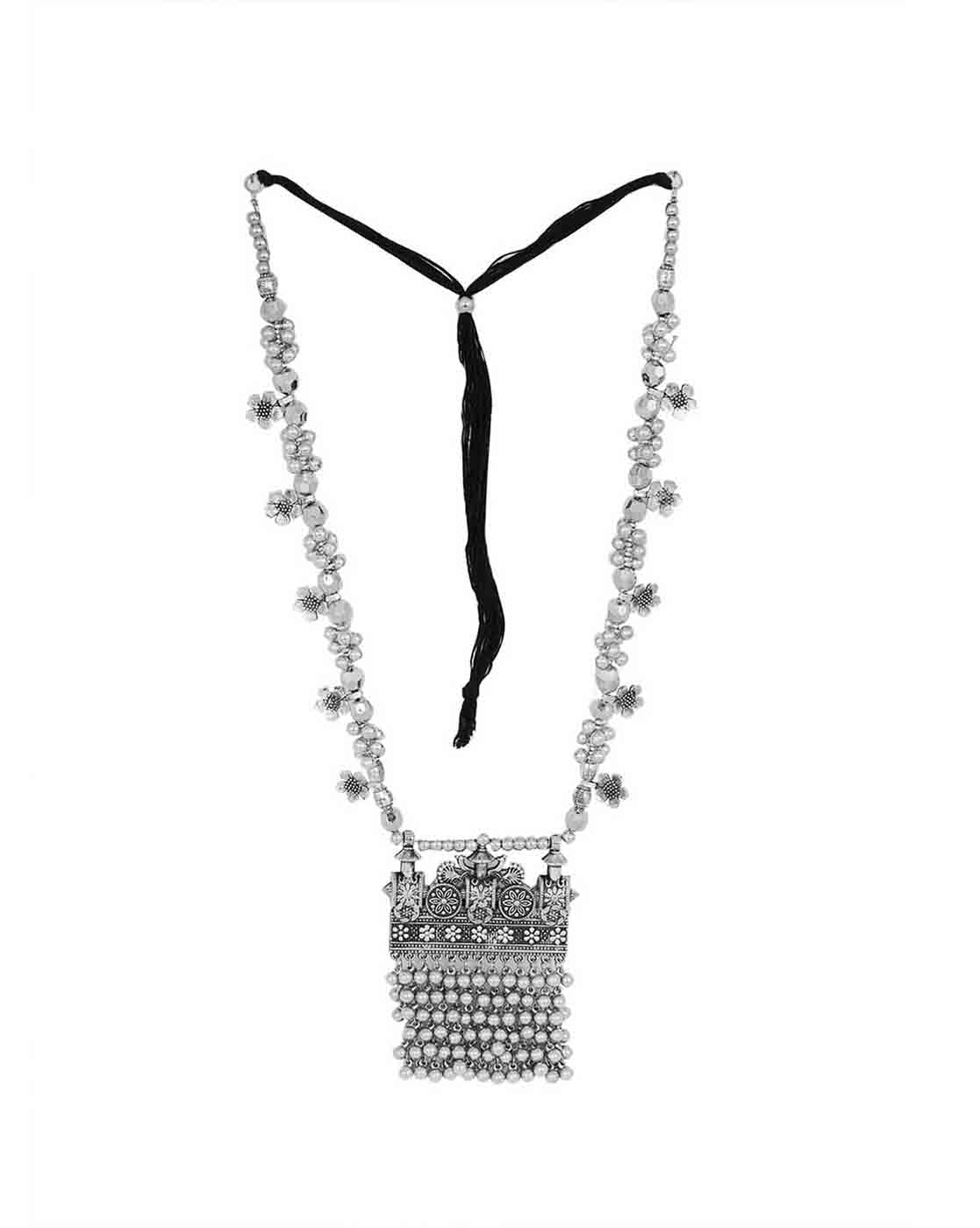Teejh Jasprett Silver Oxidised Jewelry Gift Set - Image 2