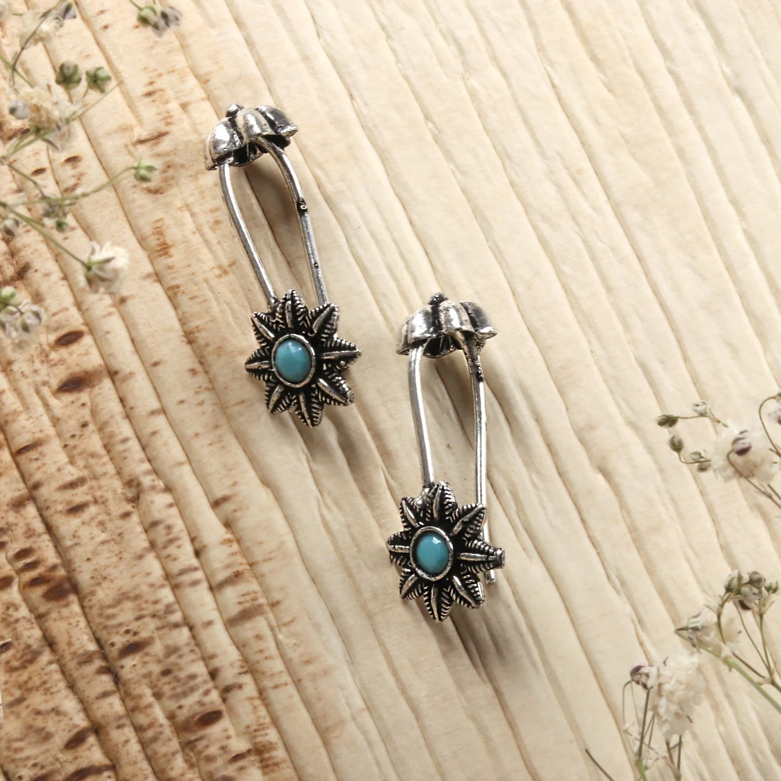 Teejh Krisha Blue Stone Clip On Bugadi - Image 2