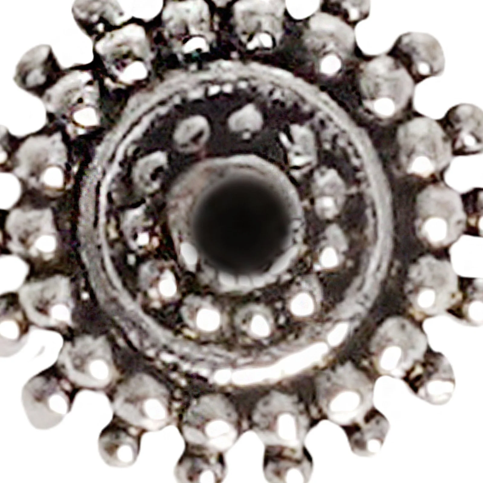 Teejh Lalita Black Stone Floral Nosepin - Image 3