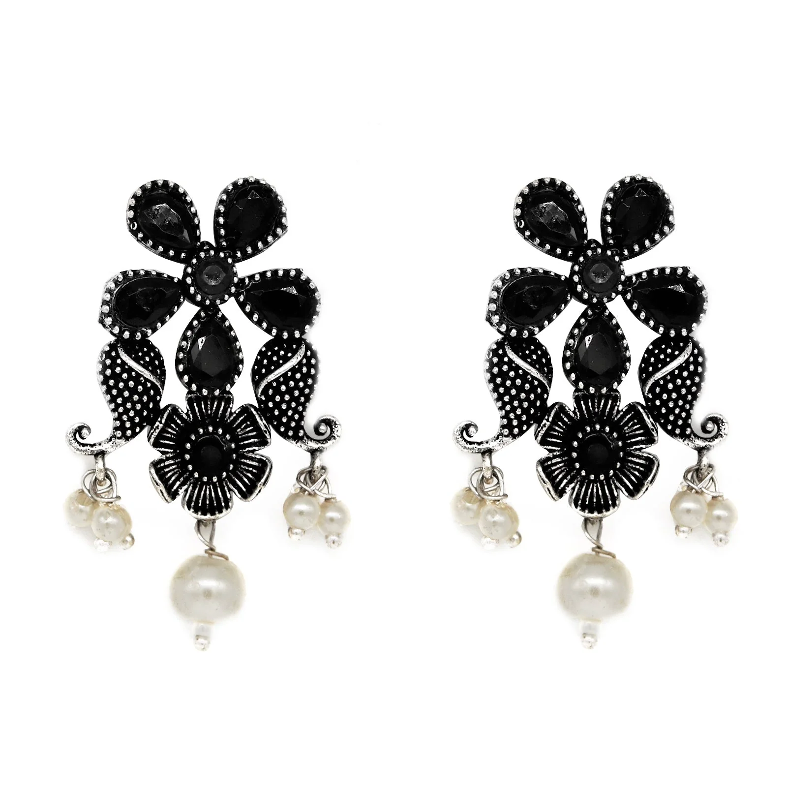 Teejh Lasritha Silver Oxidised Jewelry Gift Set - Image 3