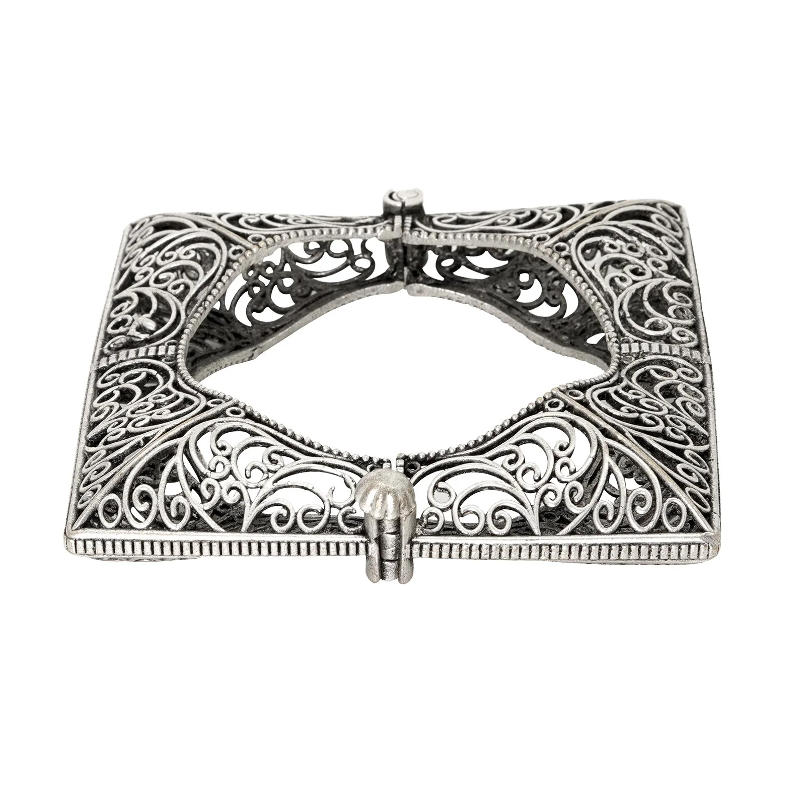 Teejh Nishika Silver Oxidised Bracelet - Image 4