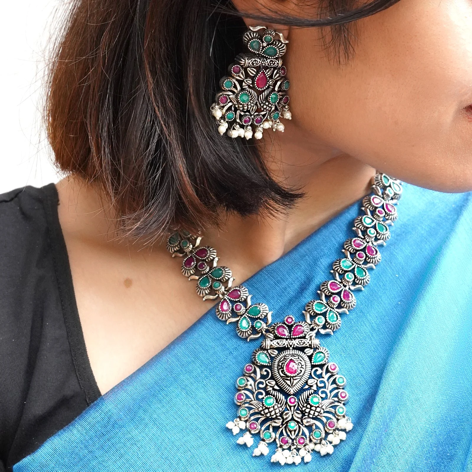 Teejh Nishka Multi Colored Necklace Set - Image 2
