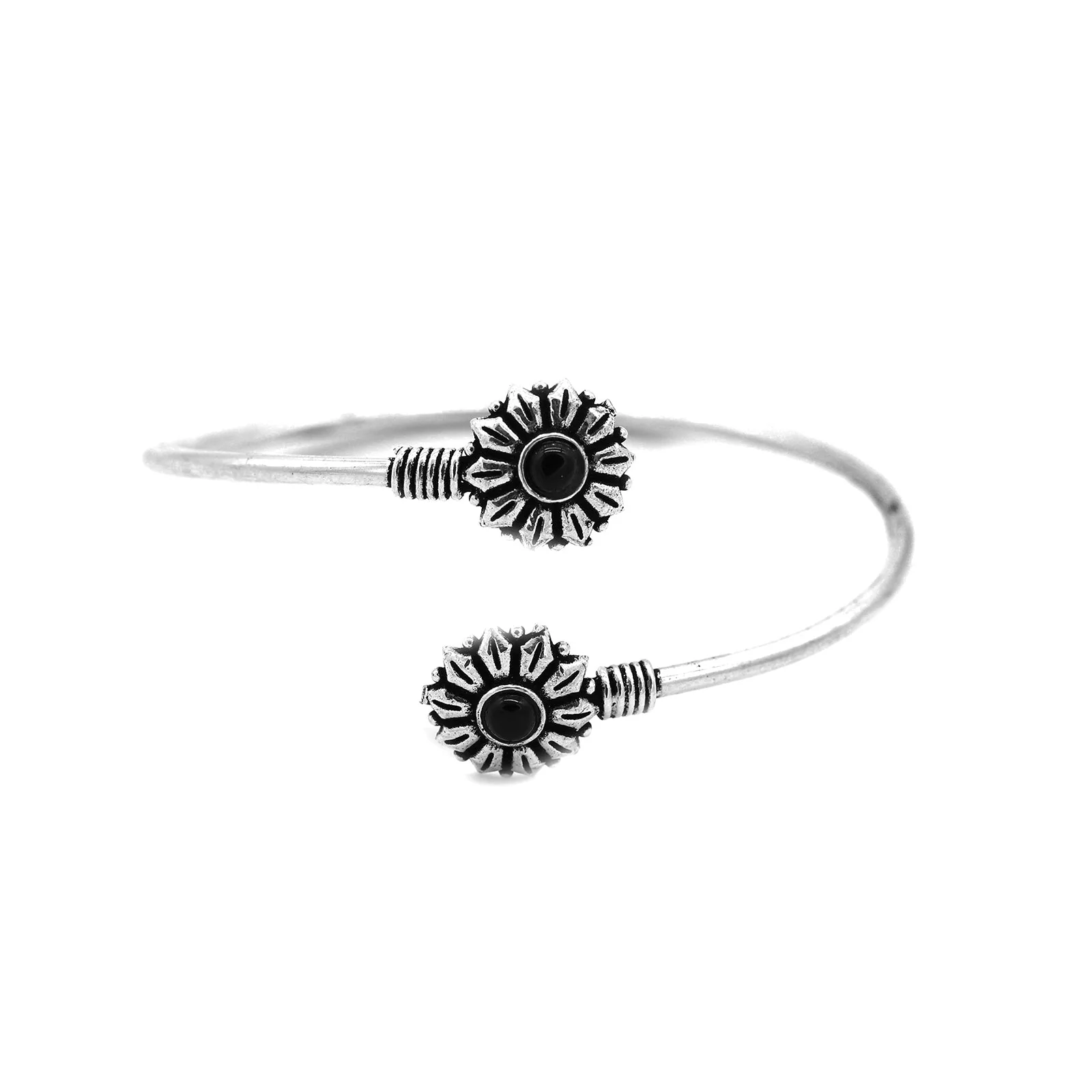 Teejh Omisha Stacked bracelet set - Image 10