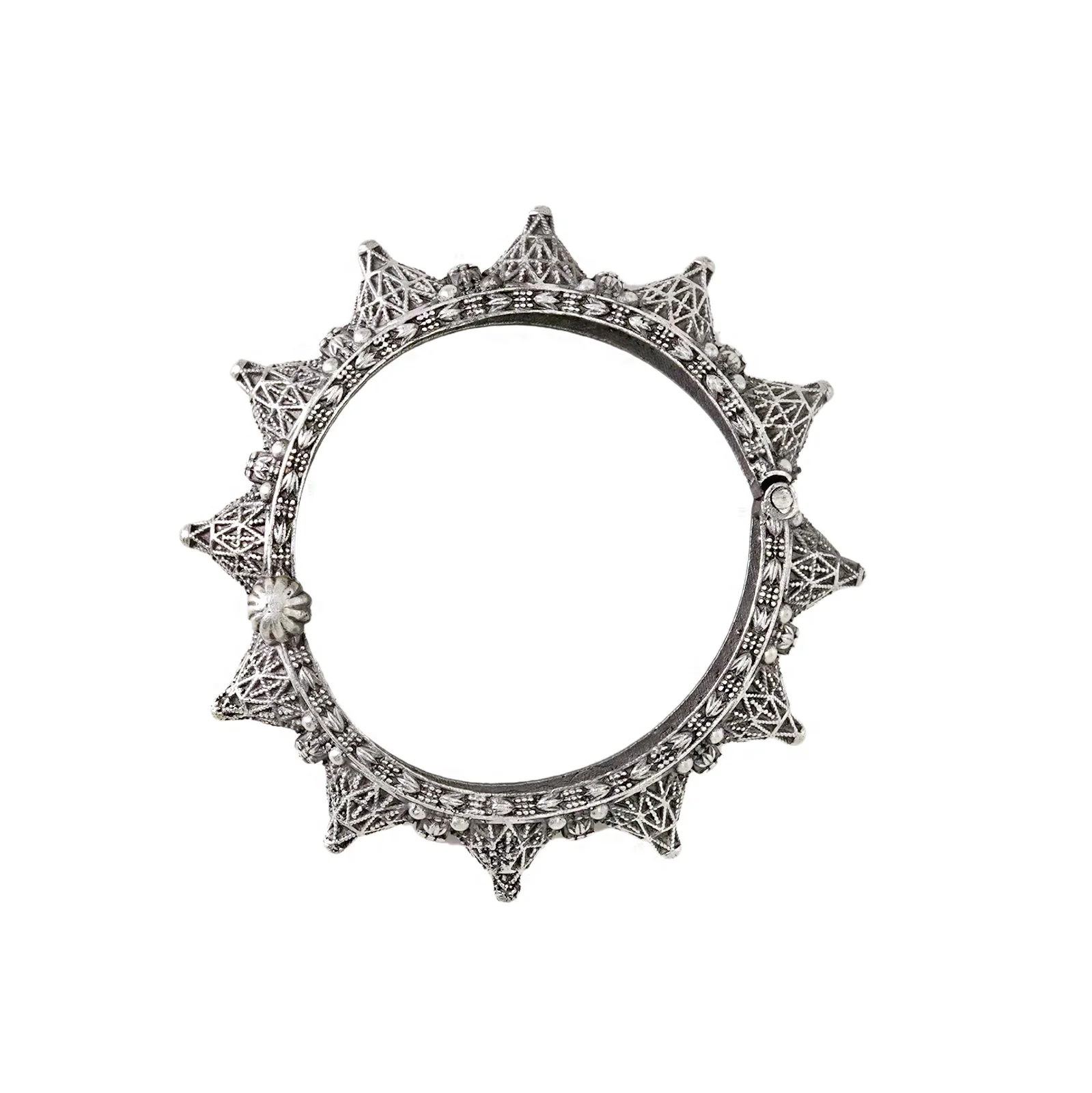Teejh Pahal Silver Oxidised Bangle - Image 5