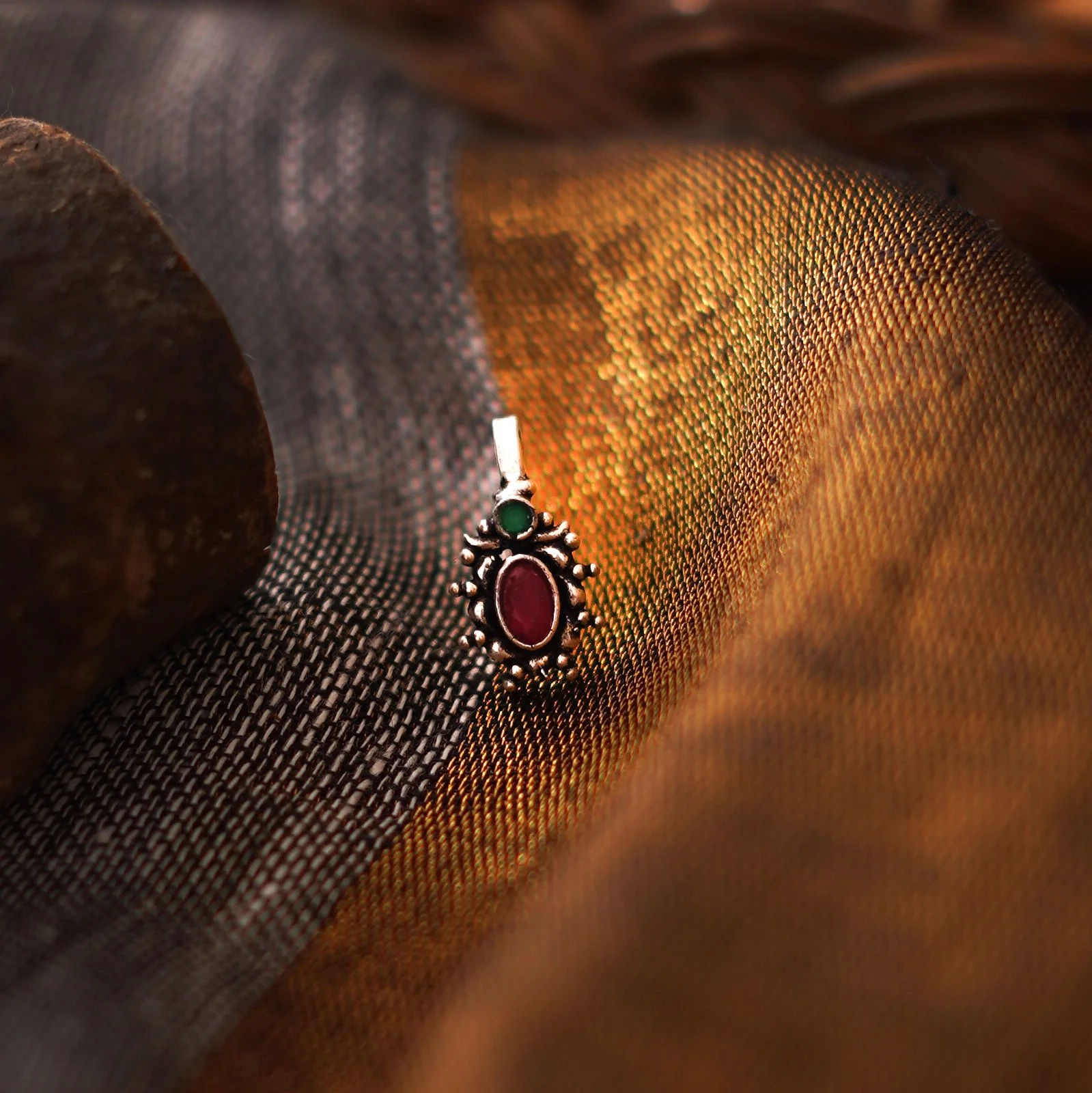 Teejh Parthavi Multicolored Stone Nose Pin - Image 2
