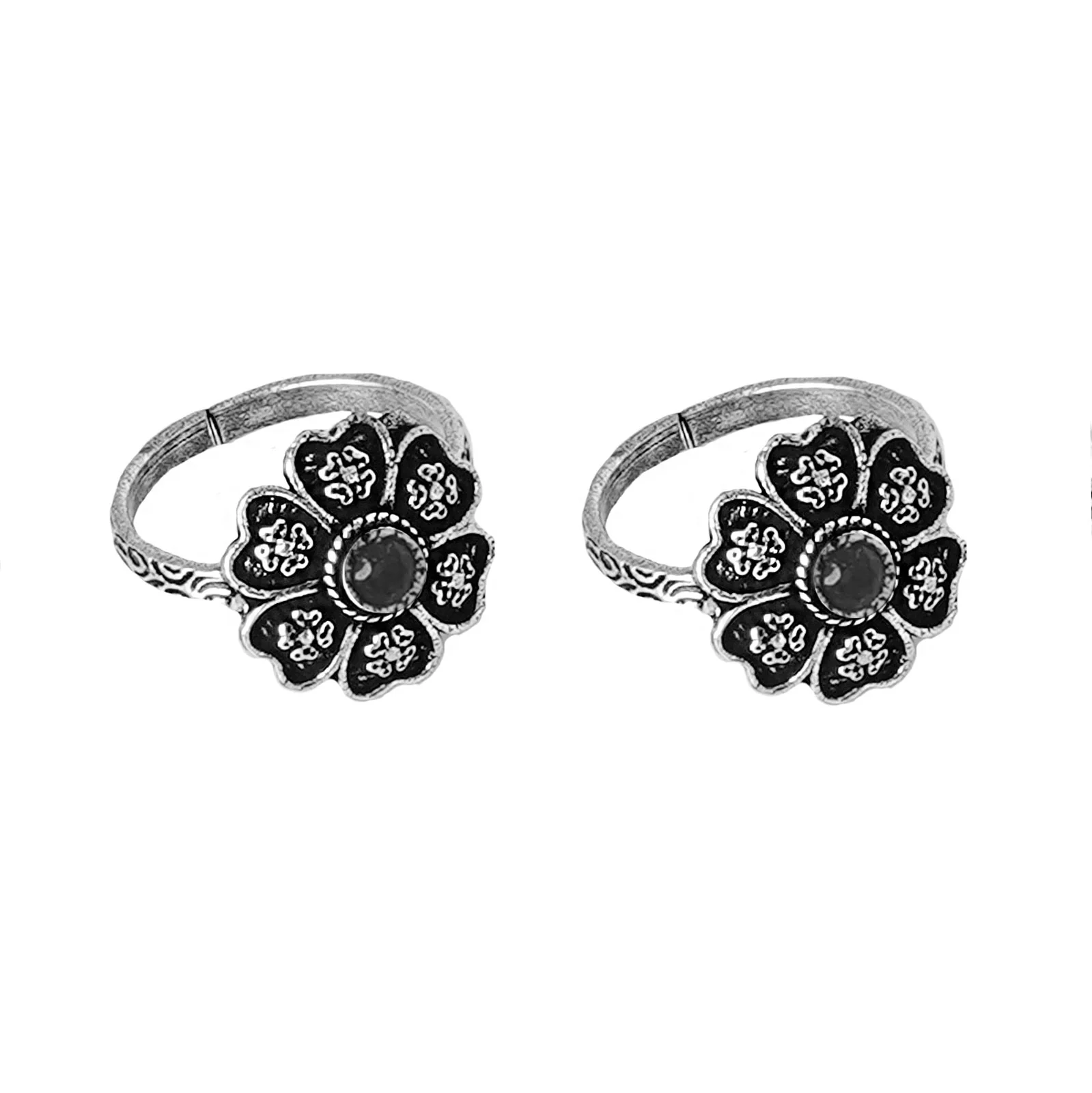 Teejh Ruhi Black Stone Silver Oxidised Toe Rings - Image 6
