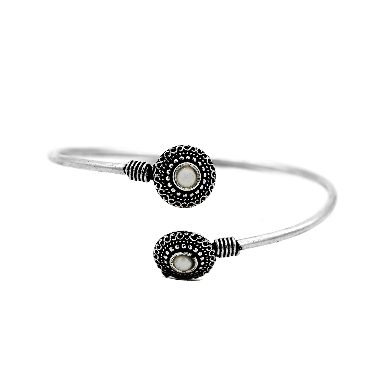 Teejh Sahira Silver Oxidised Jewelry Gift Set - Image 4