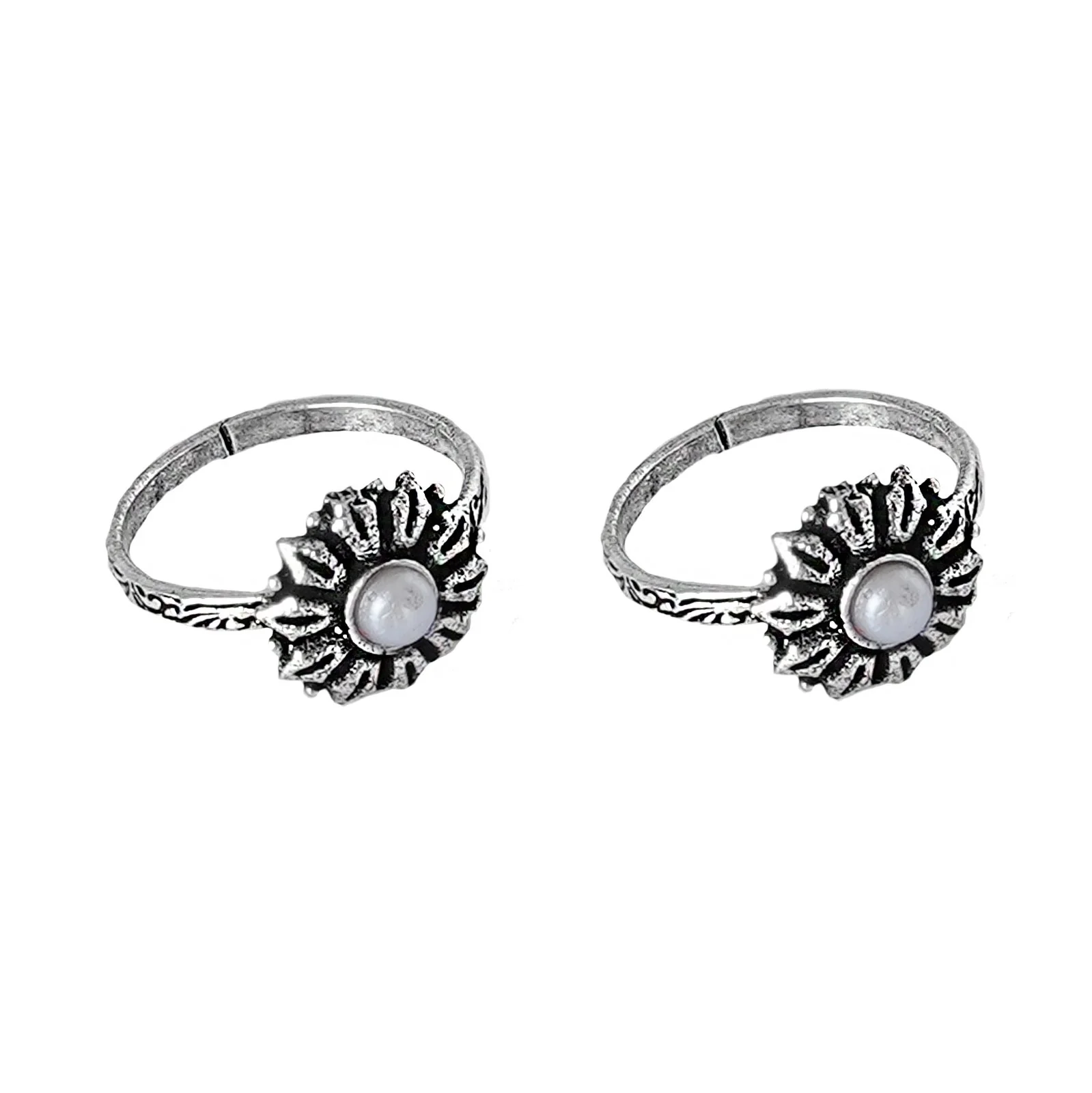 Teejh Siya White Stone Silver Oxidised Toe Rings - Image 5