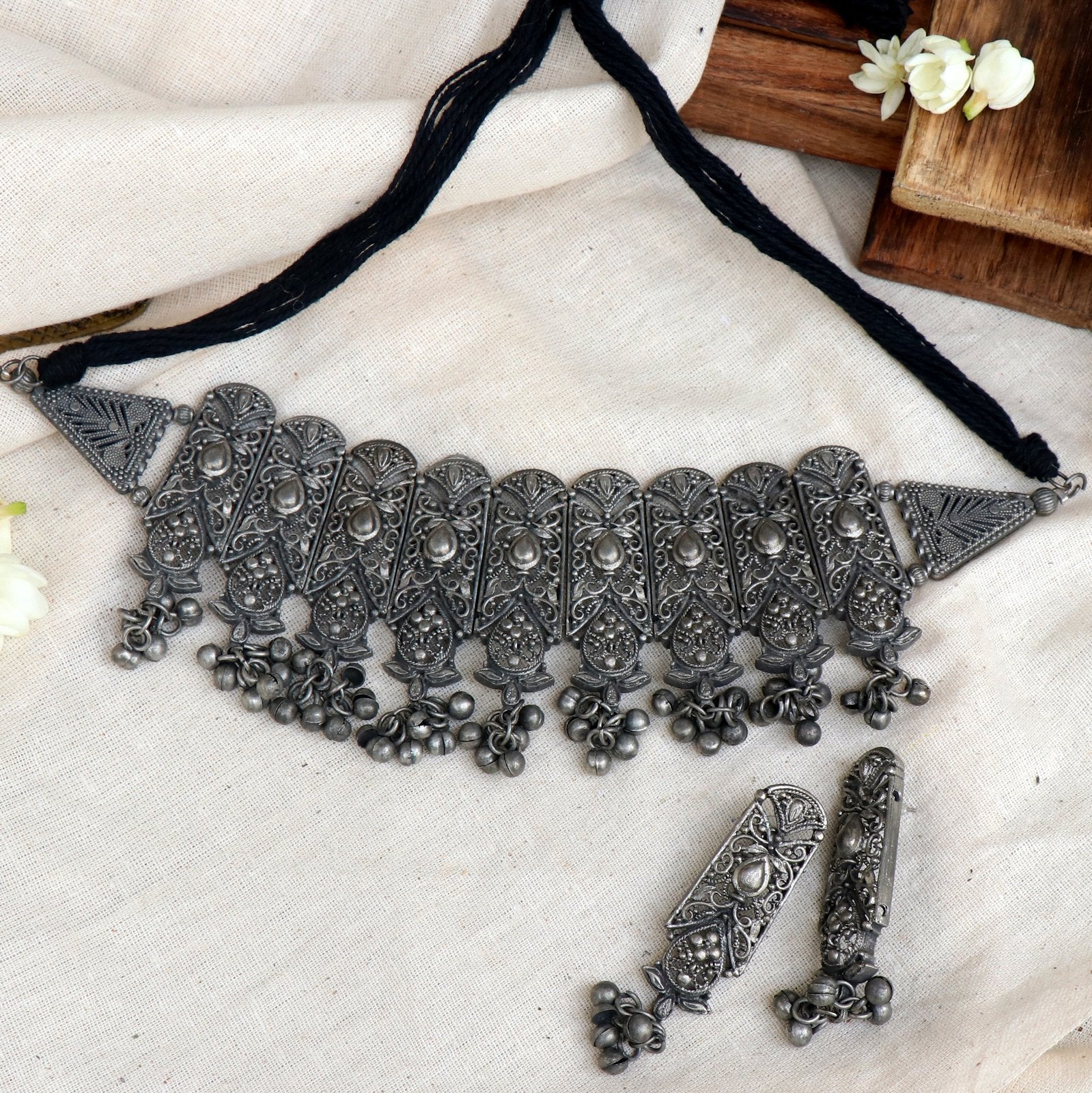 Teejh Spruha Silver Oxidised Choker Necklace - Image 2