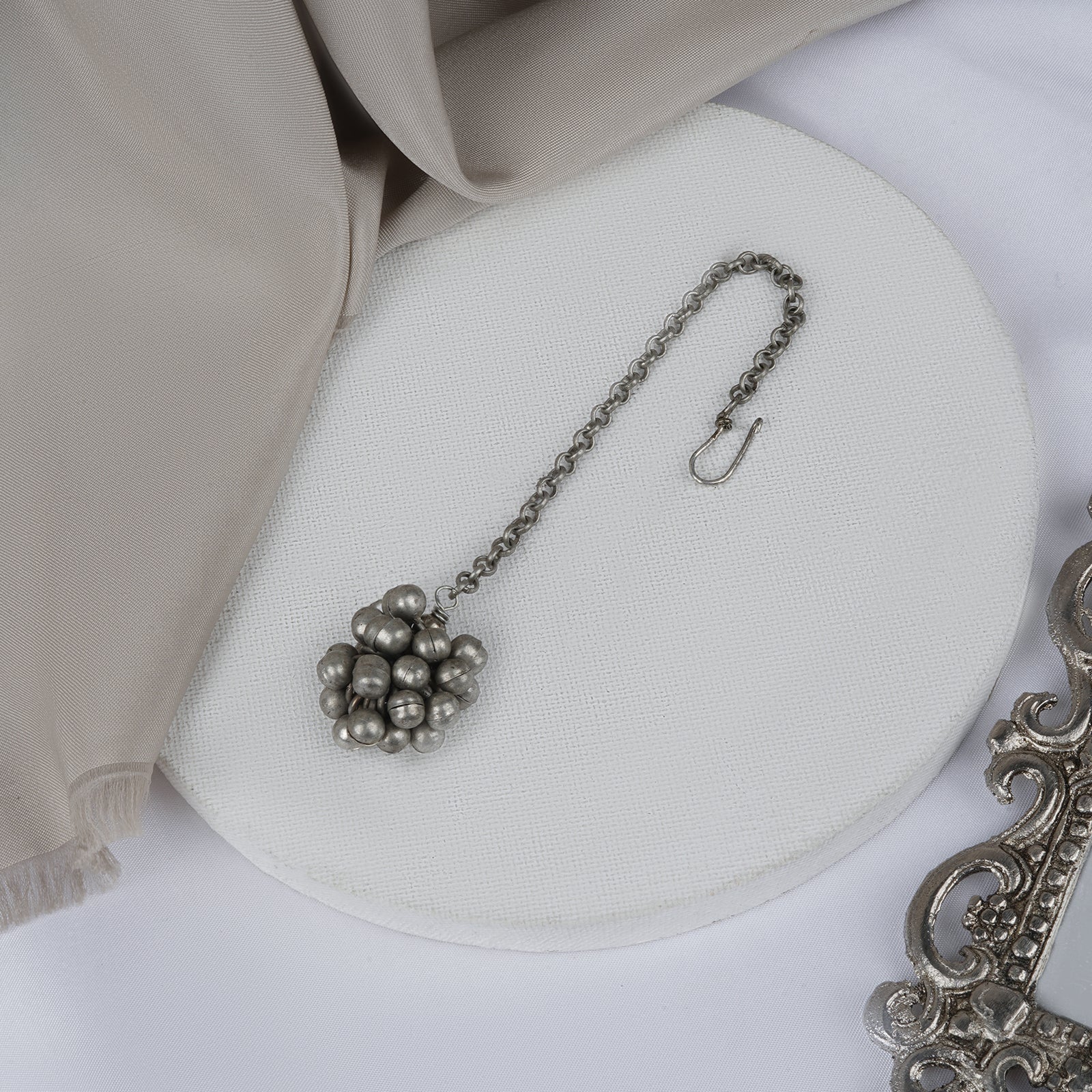 Teejh Sumi Silver Oxidised Ghungroo Maang Tikka - Image 2