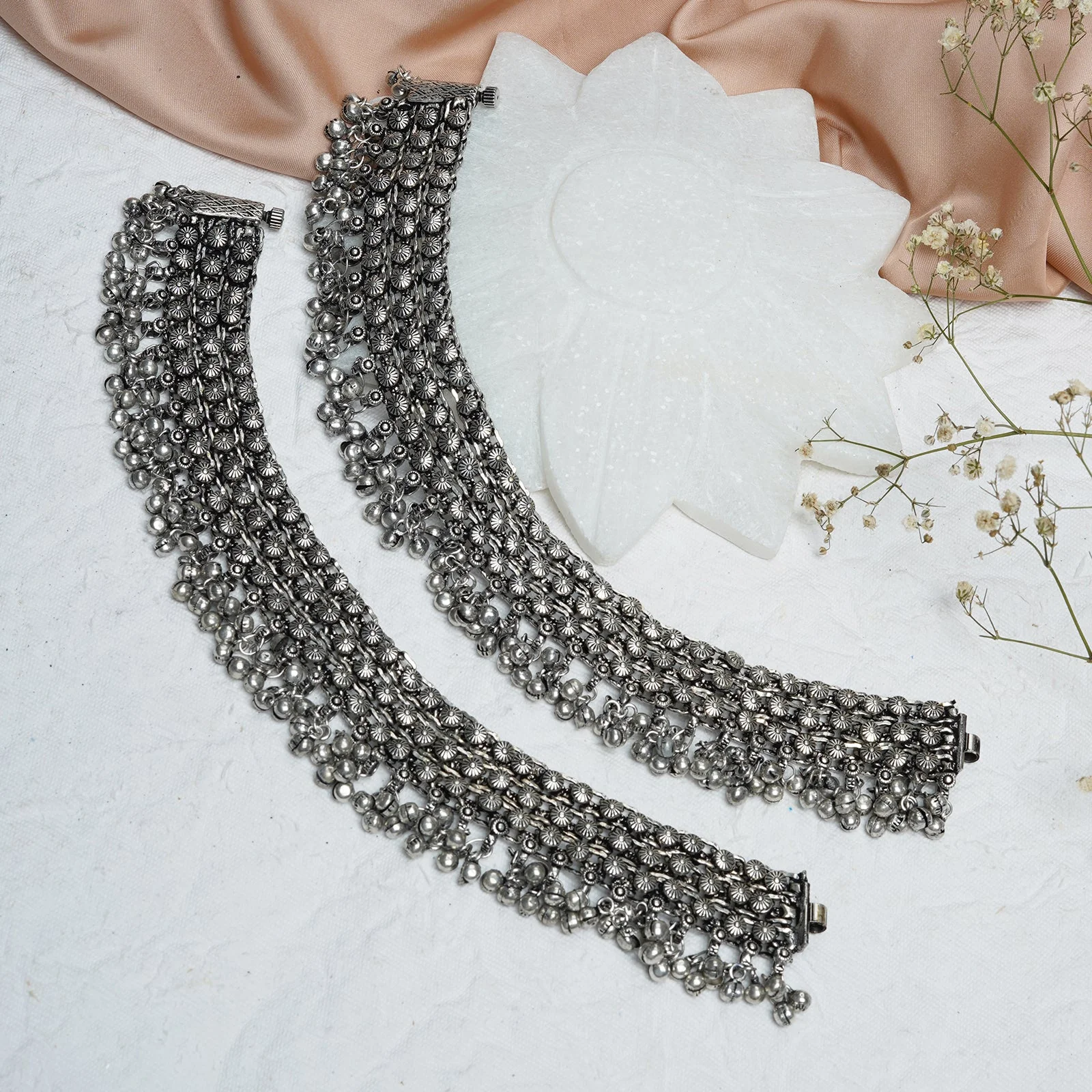 Teejh Turvi silver oxidised anklets - Image 2