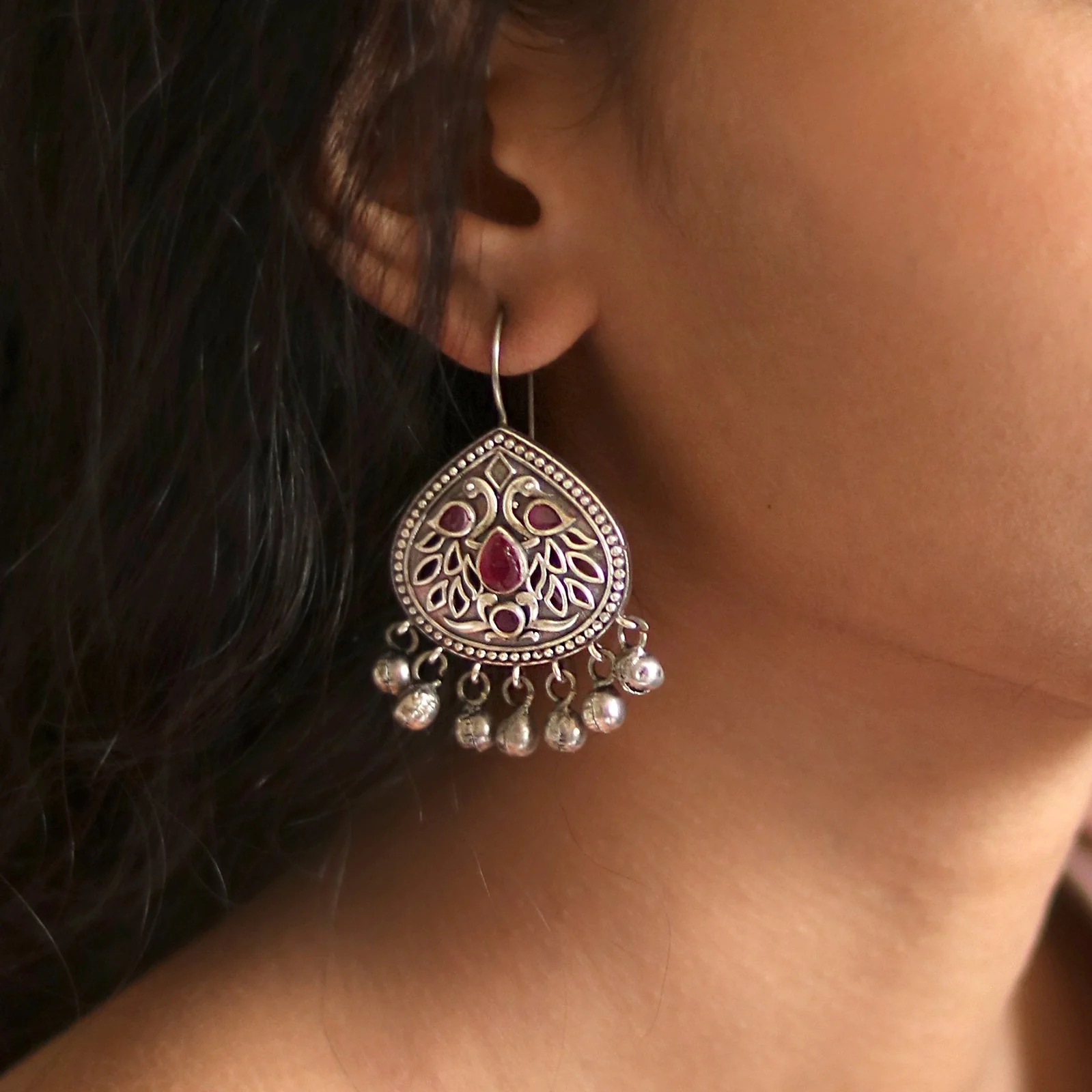 Teejh Vanya Silver Oxidised Red Earrings - Image 2