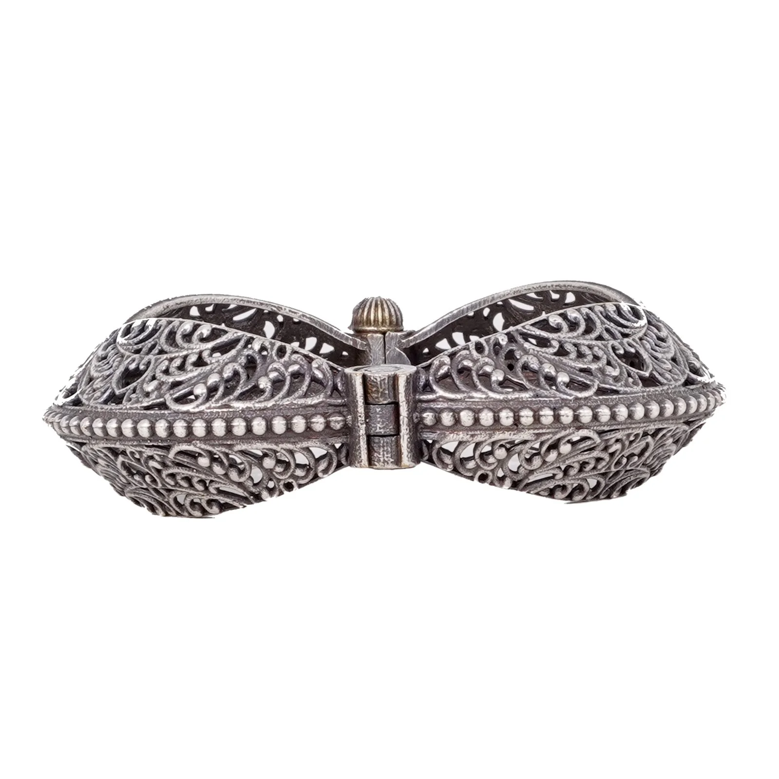 Teejh Yuvanya Antique Silver Polish Bracelet - Image 6