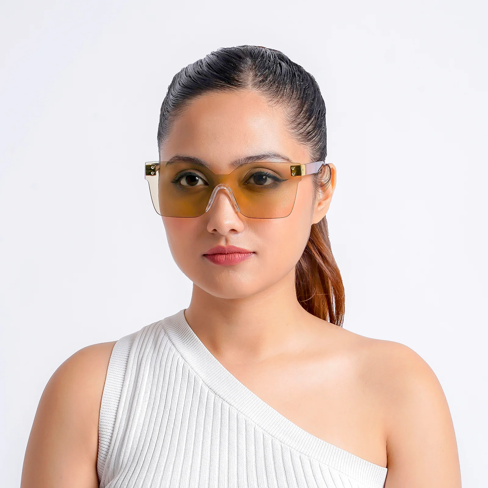 Tenzin Rimless Beige Tinted Oversized Sunglasses - Image 3