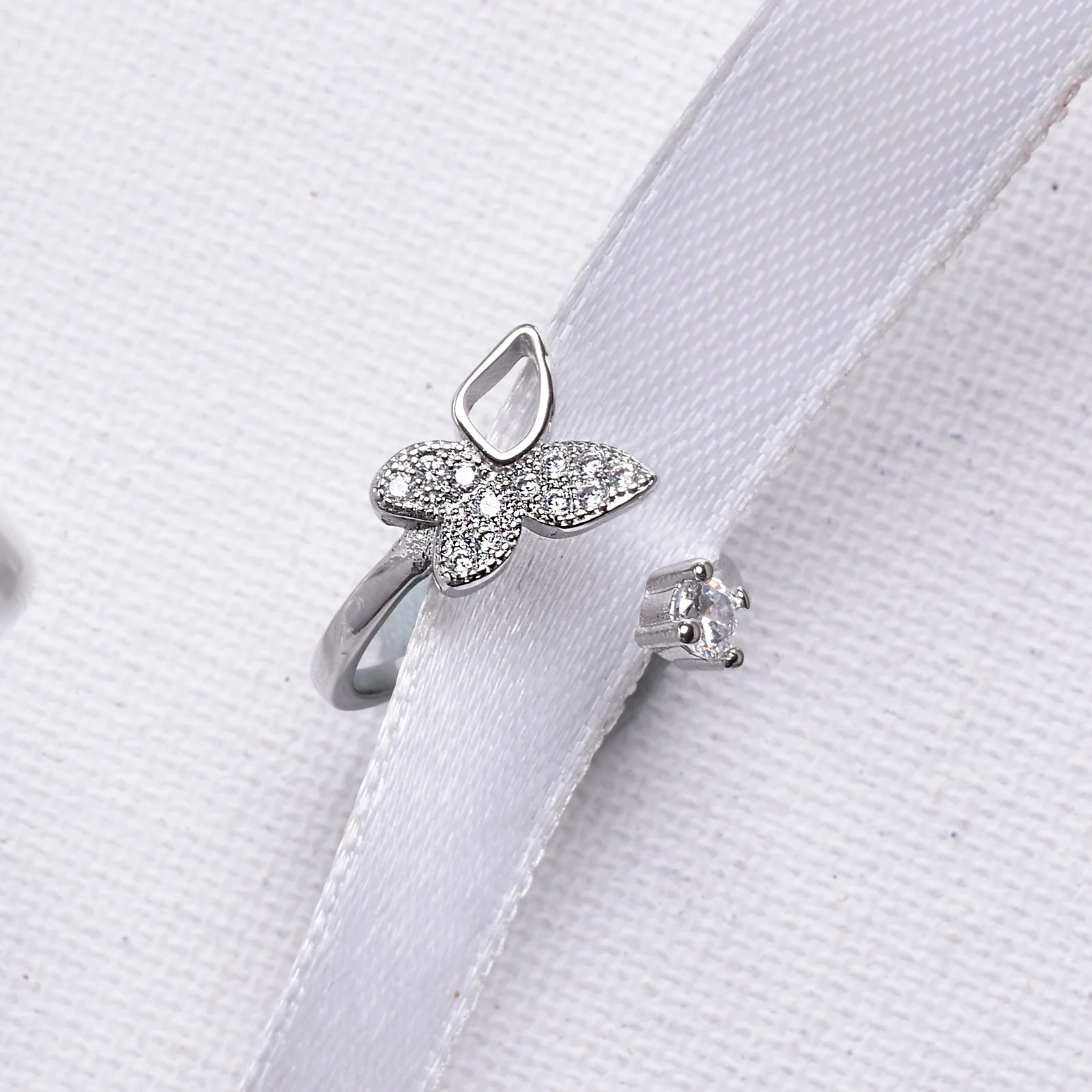 Truett Butterfly Silver Ring - Image 2