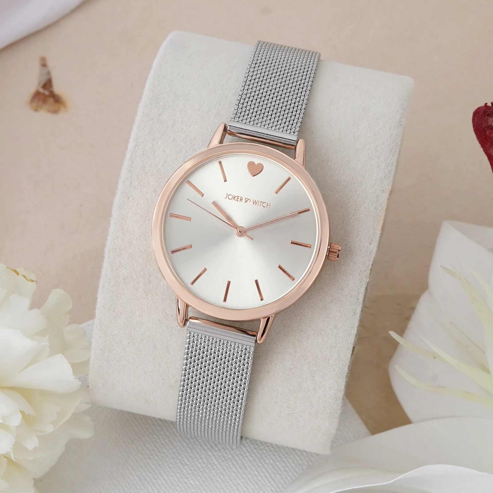 Twelve O'Heart Silver Medium Dial Mesh Strap Women's Watch - Image 3