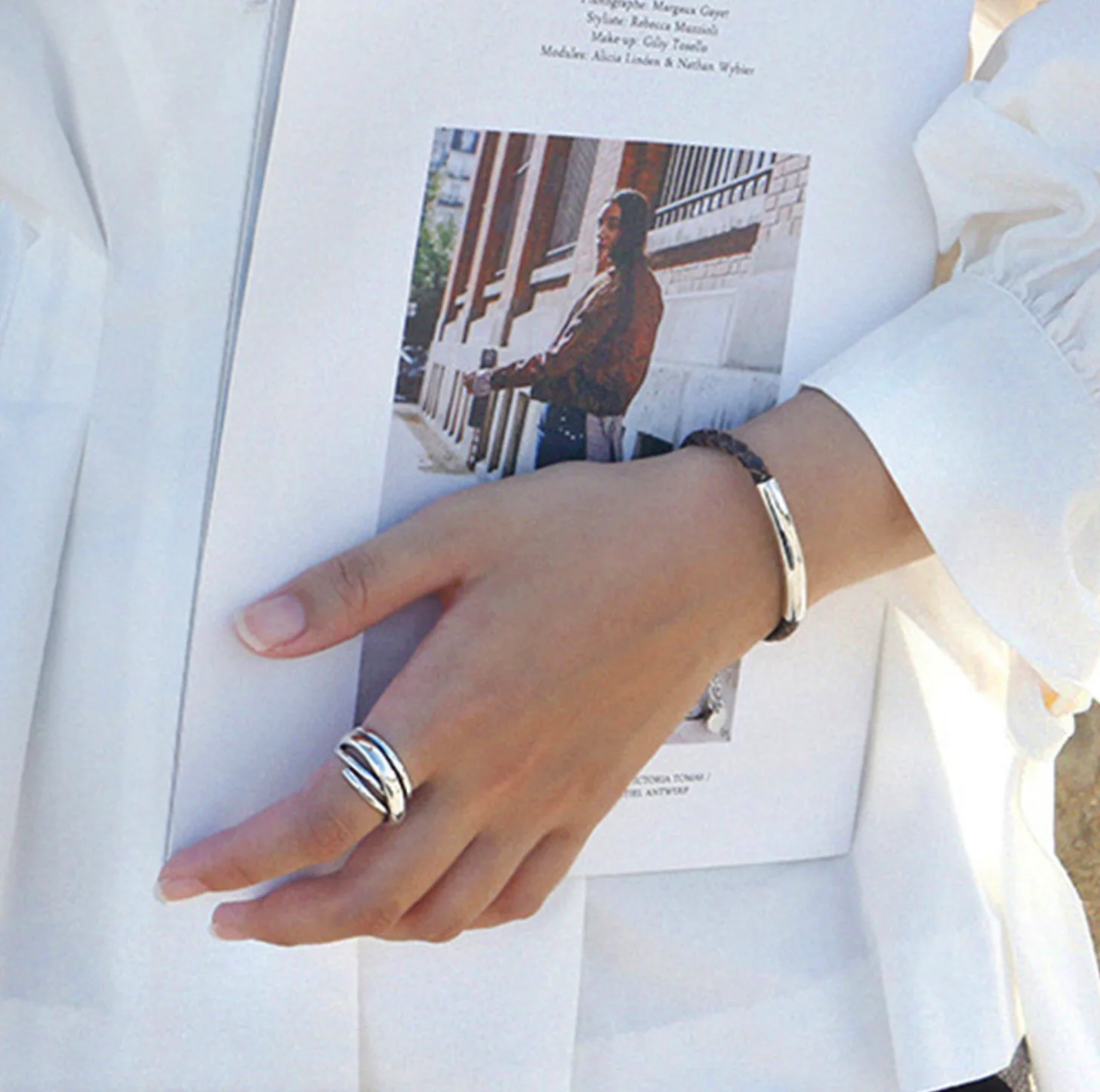 Una Silver Ring - Image 3