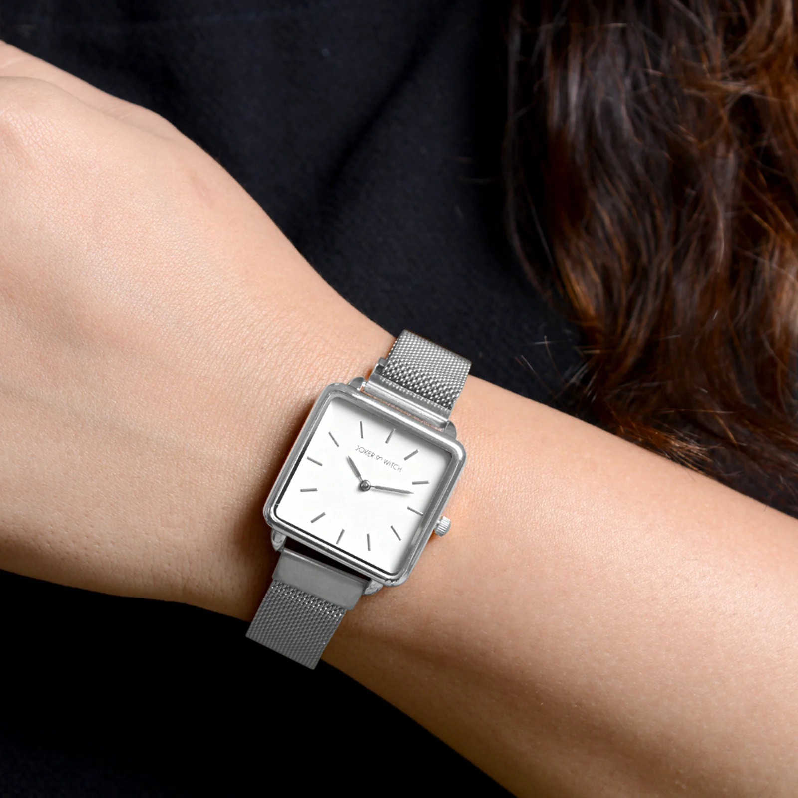 Vintage White Small Square Dial Silver Magnetic Strap Women's Watch - Image 2