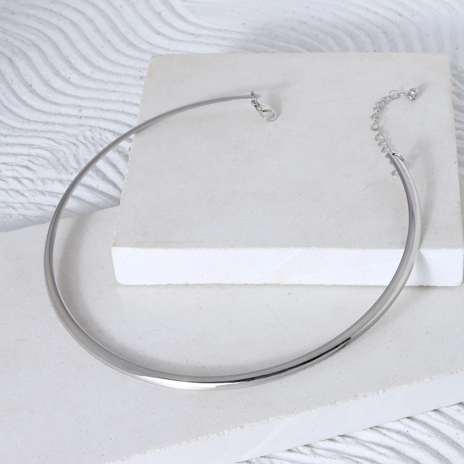 Vivianna Silver Necklace - Image 2