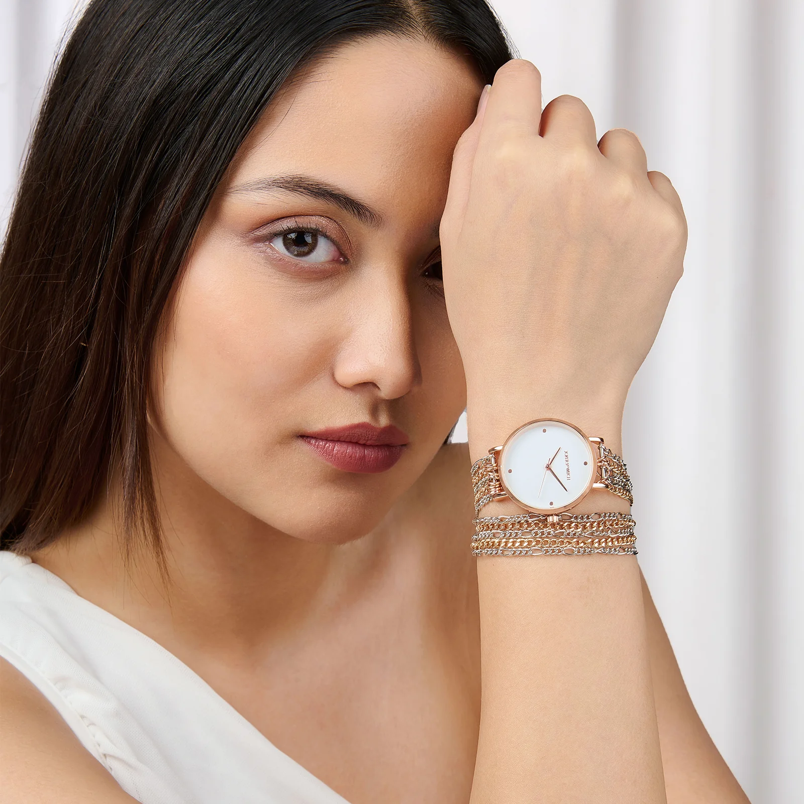 Zelda White Medium Dial Dual Tone Chain Wrap Around Strap Women's Watch - Image 2