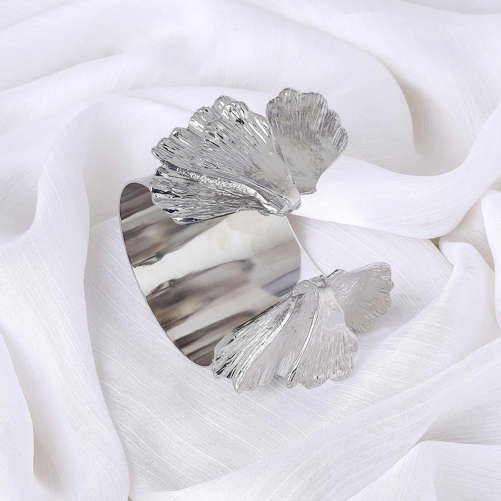 Zephyranthes Silver Bracelet - Image 2